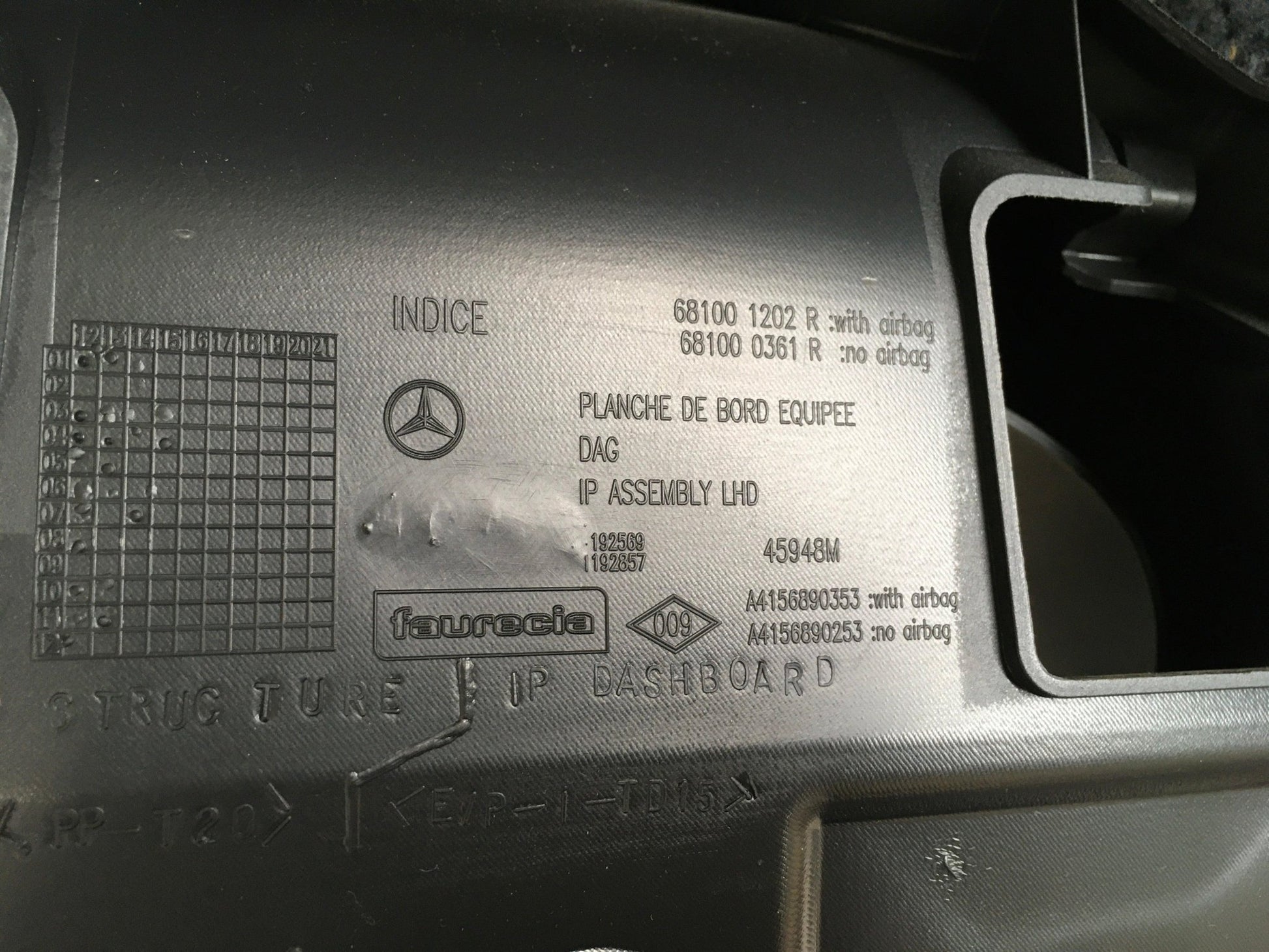 Salpicadero mercedes citan w415 - 681001202R A4156890253