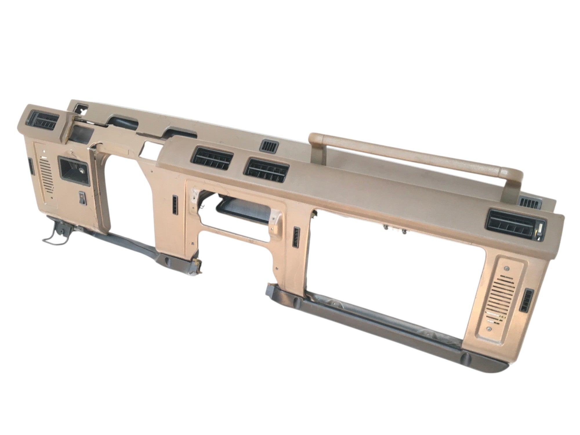 Salpicadero Mitsubishi Montero L040 - MB385622 _