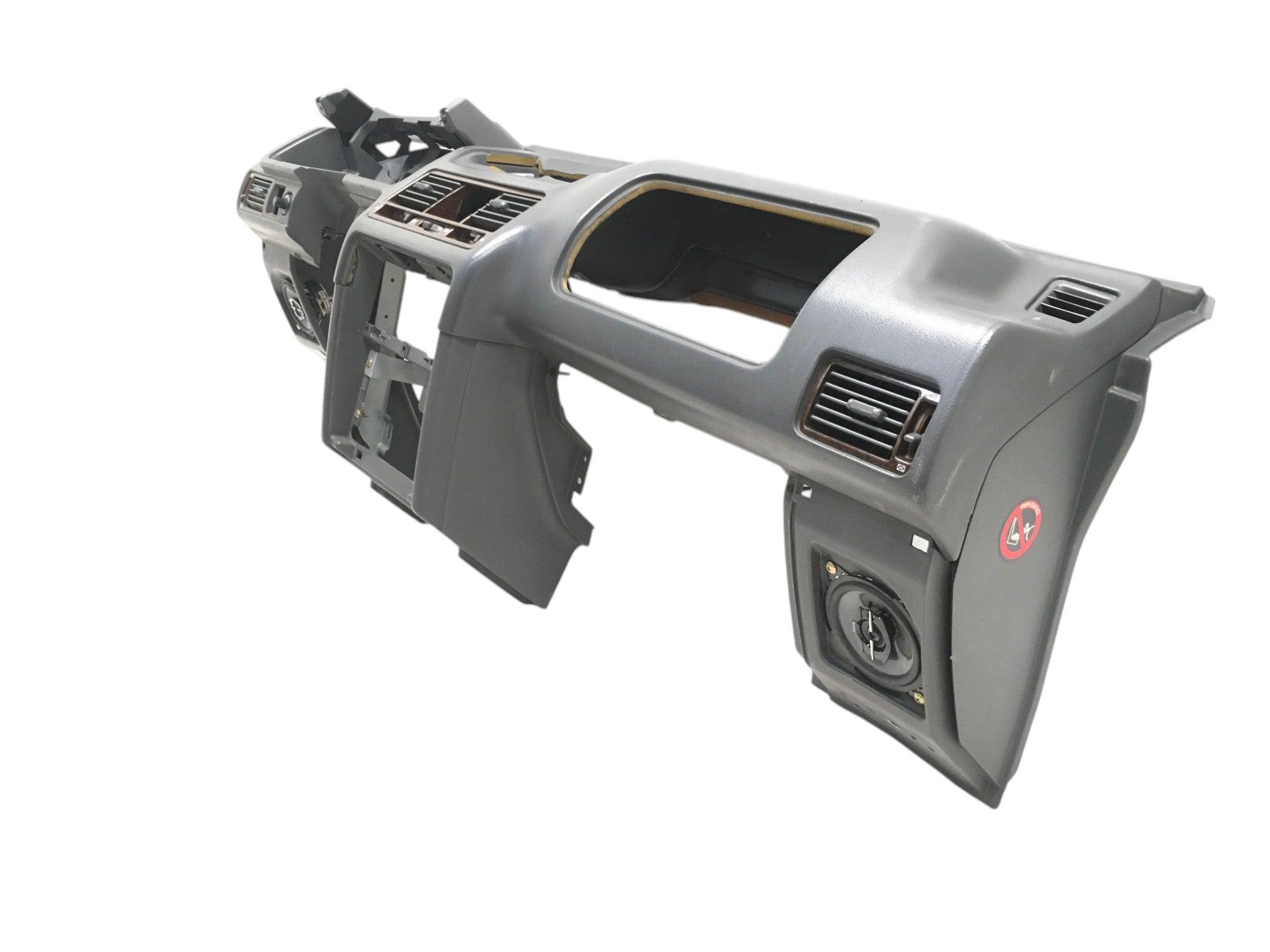 Salpicadero Mitsubishi Pajero II - MB657324