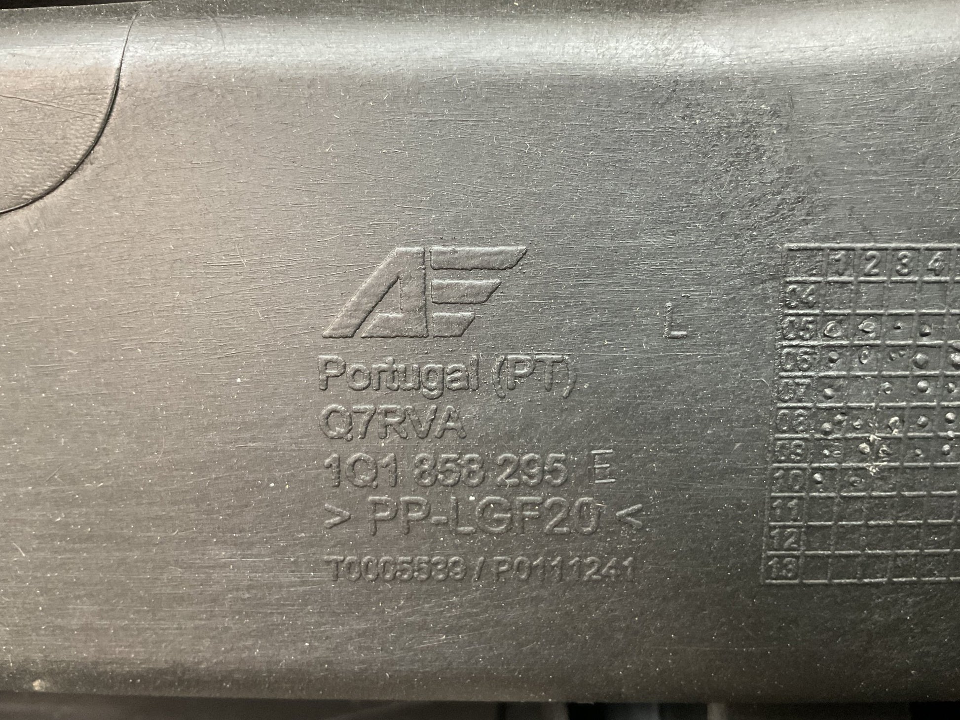 Salpicadero VW Scirocco 2008-2017 - 1Q1858295E _