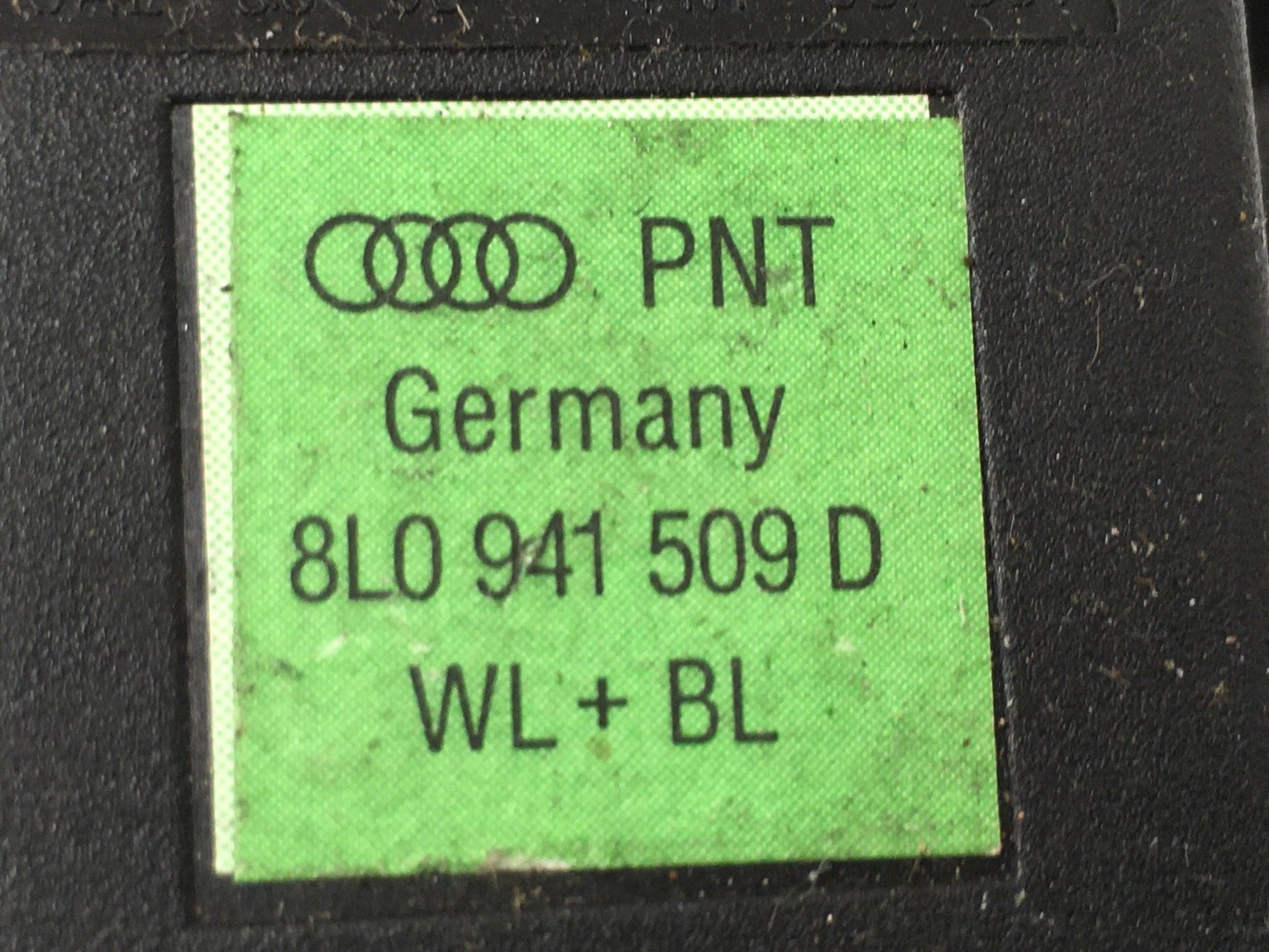 Señal peligro Audi A3 8L - 8L0941509D