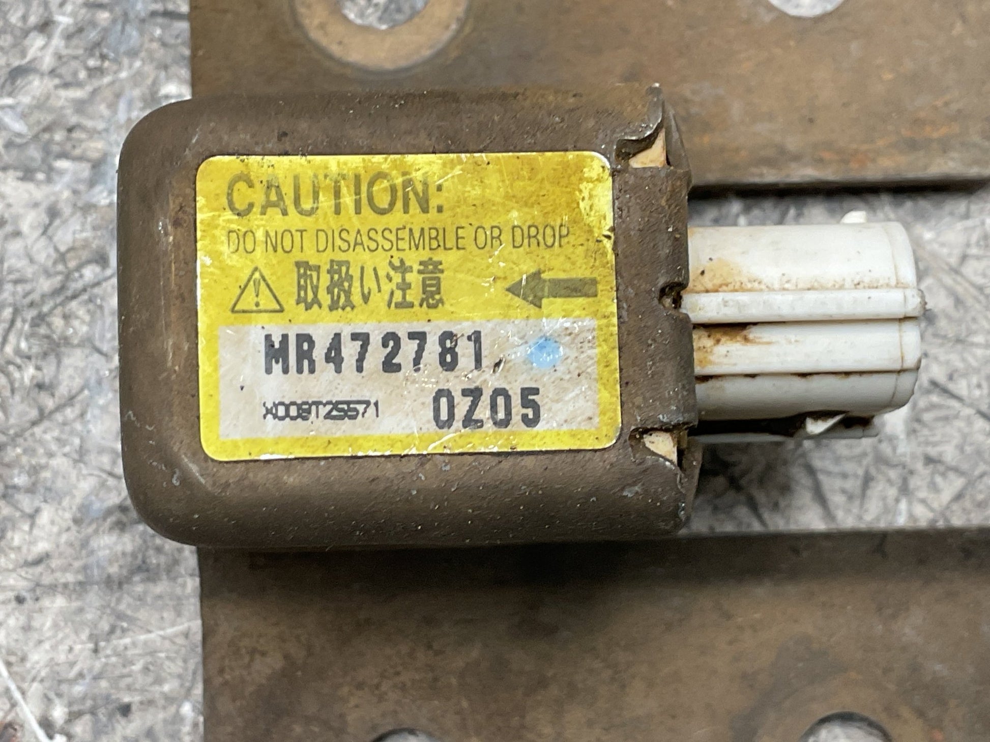 Sensor Airbag Mitsubishi Pajero Pinin 98 - 07 - MR472781