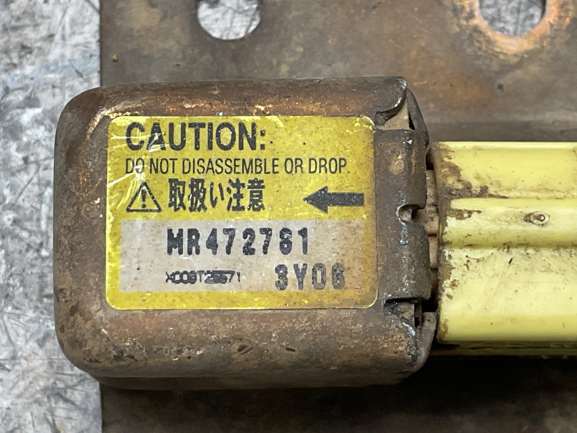 Sensor Airbag Mitsubishi Pajero Pinin 98 - 07 - MR472781 _