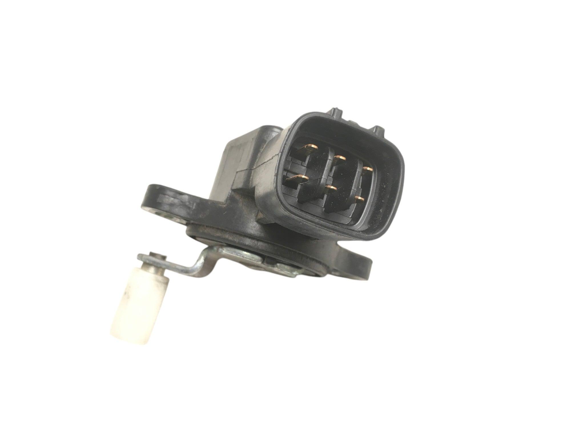 Sensor posicion acelerador Nissan X - Trail T30 - 18919AM810