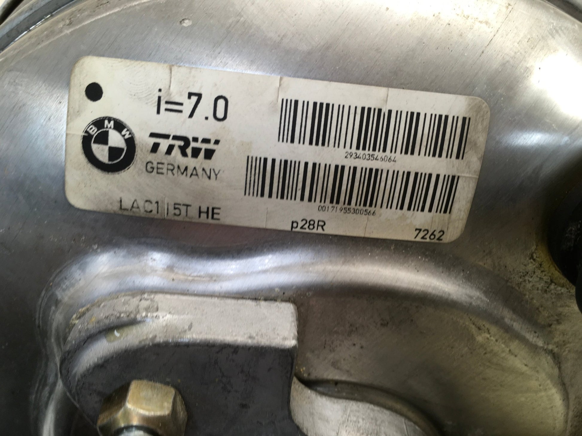 Servofreno BMW X3 E83 - 293403546064