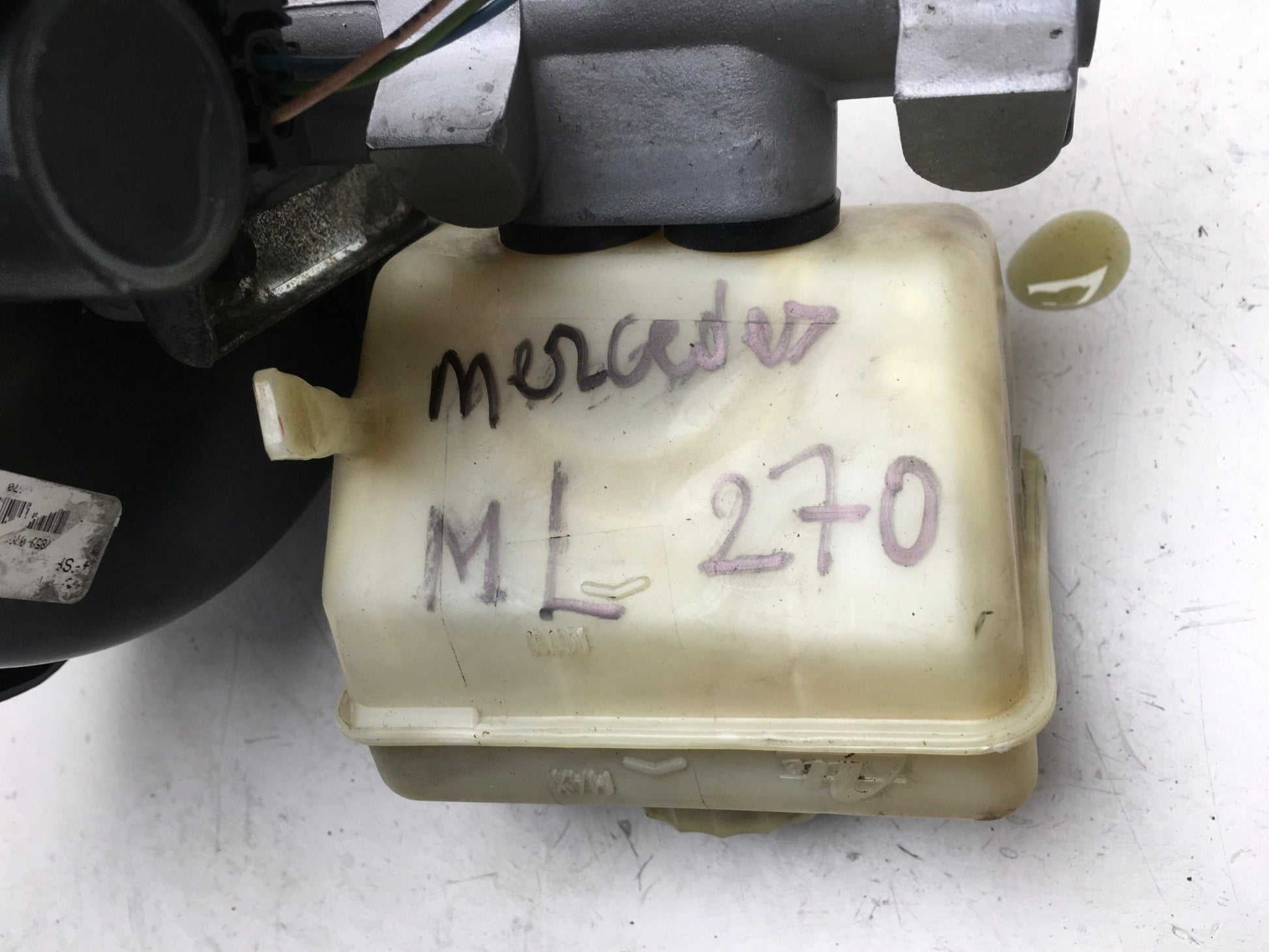 Servofreno Mercedes M W163 - A1634300130