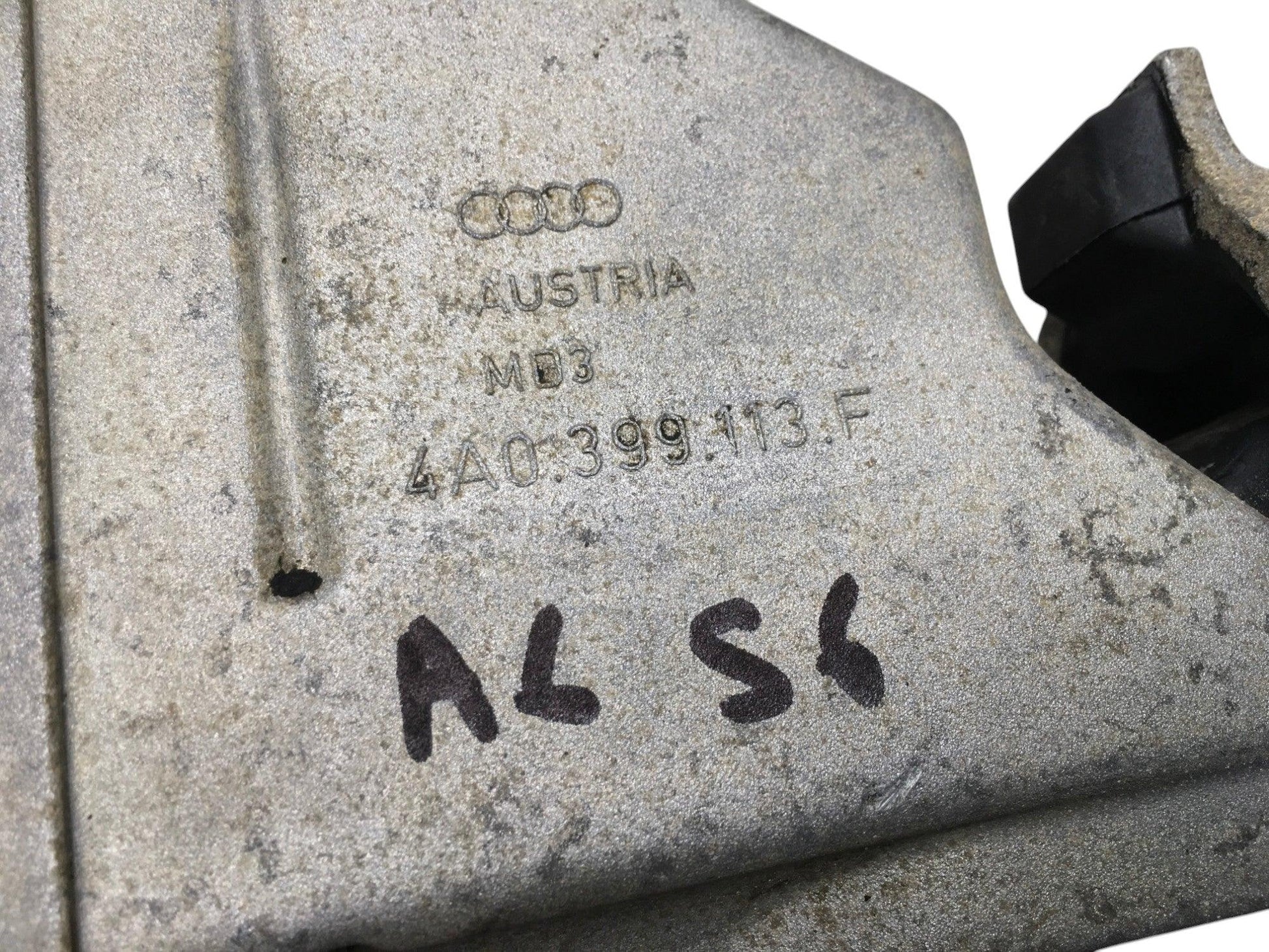 Soporte Caja Cambios Audi 4A0399113F - 4A0399113F