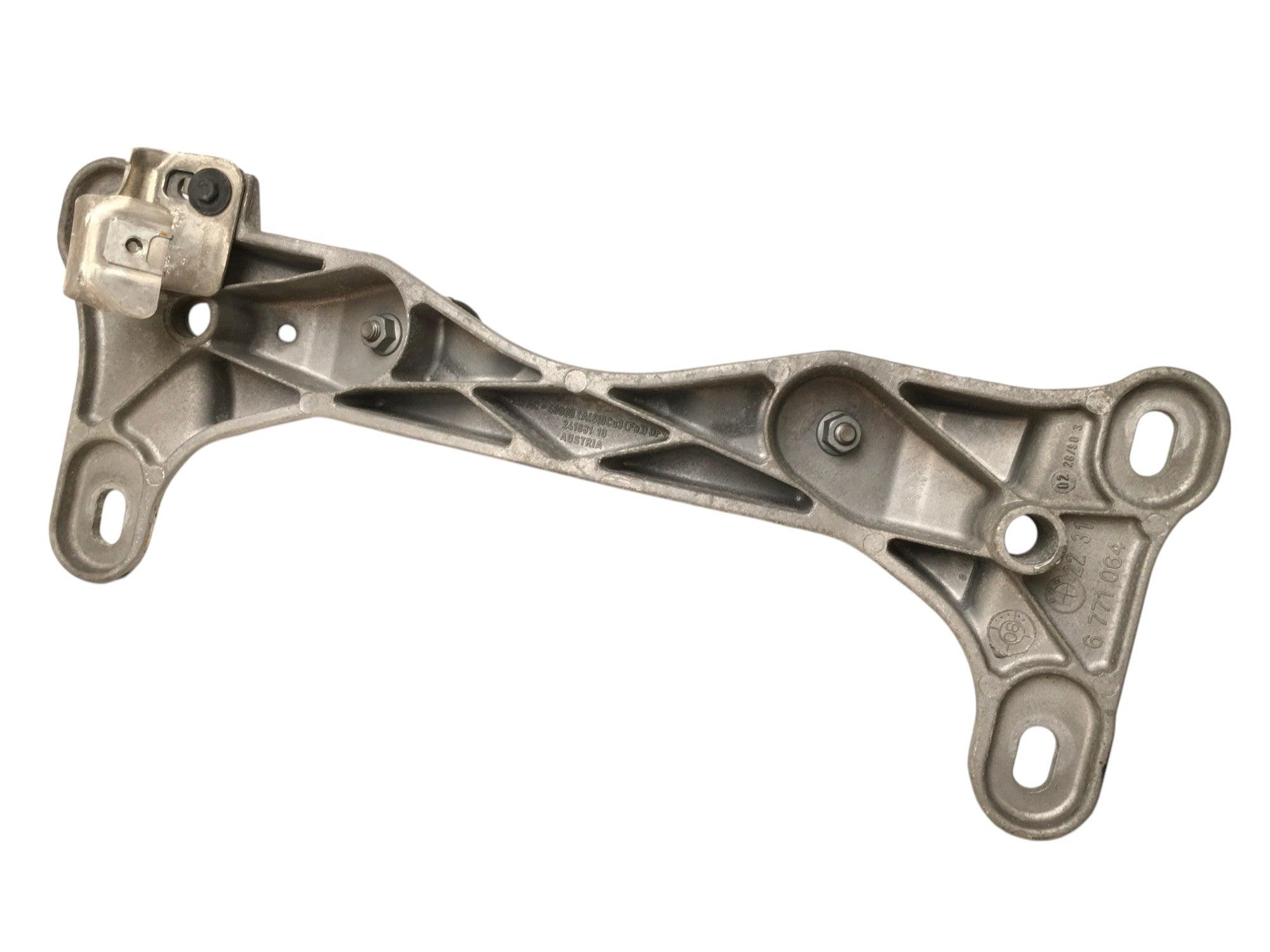 Soporte caja cambios BMW E90 E81 - 6771064