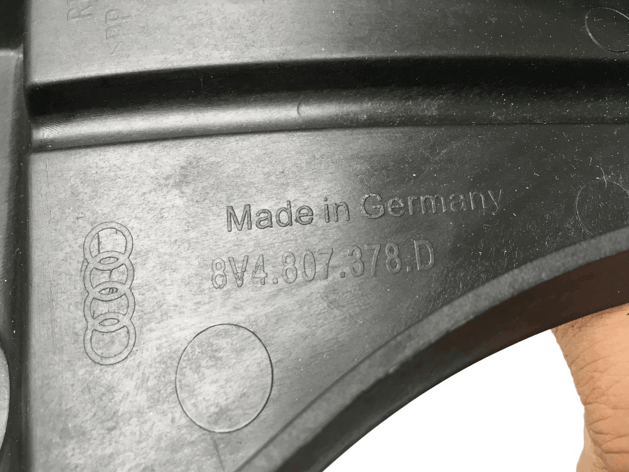 Soporte dcho parachoques Audi A3 8V - 8V4807378D