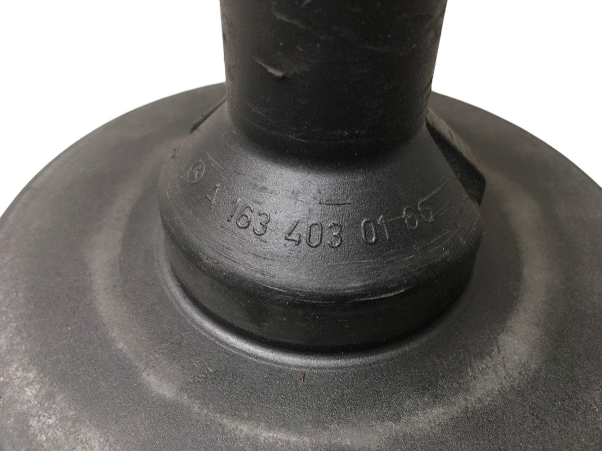 Soporte Llanta Repuesto Mercedes M W163 - A1634030166