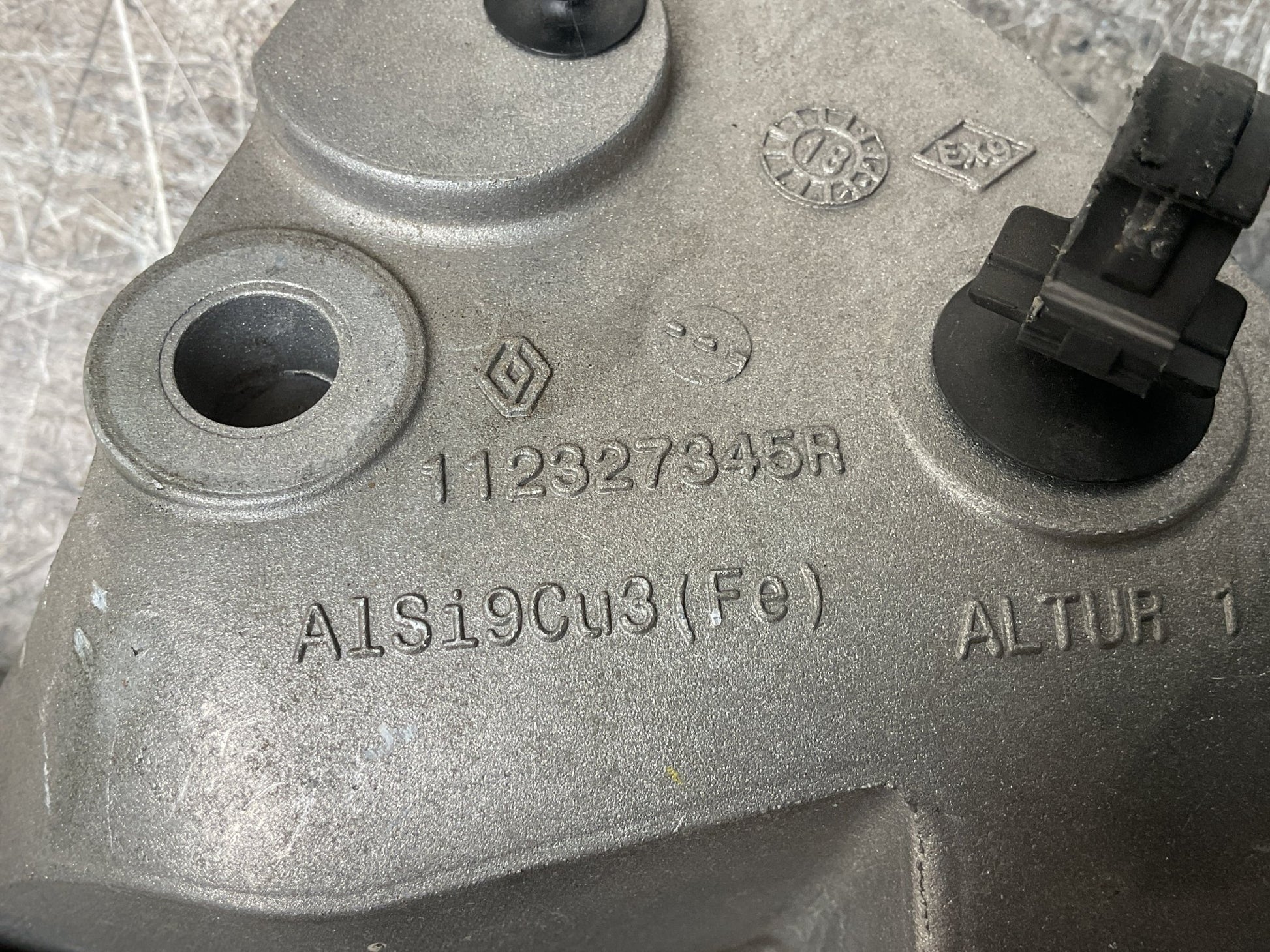 Soporte Motor dcho Renault 112327345R - 112327345R