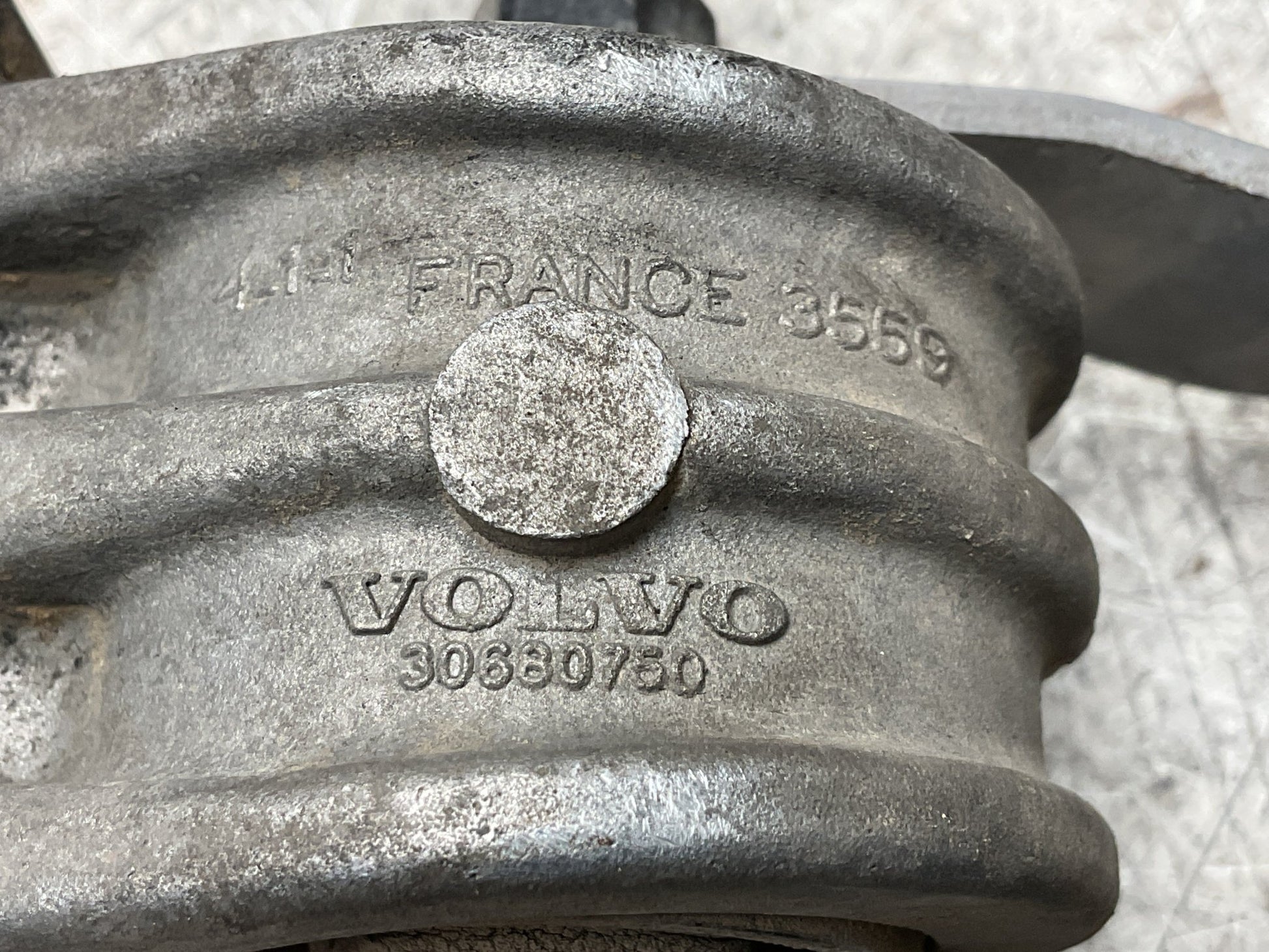 Soporte Motor Volvo 30680750 - 30680750