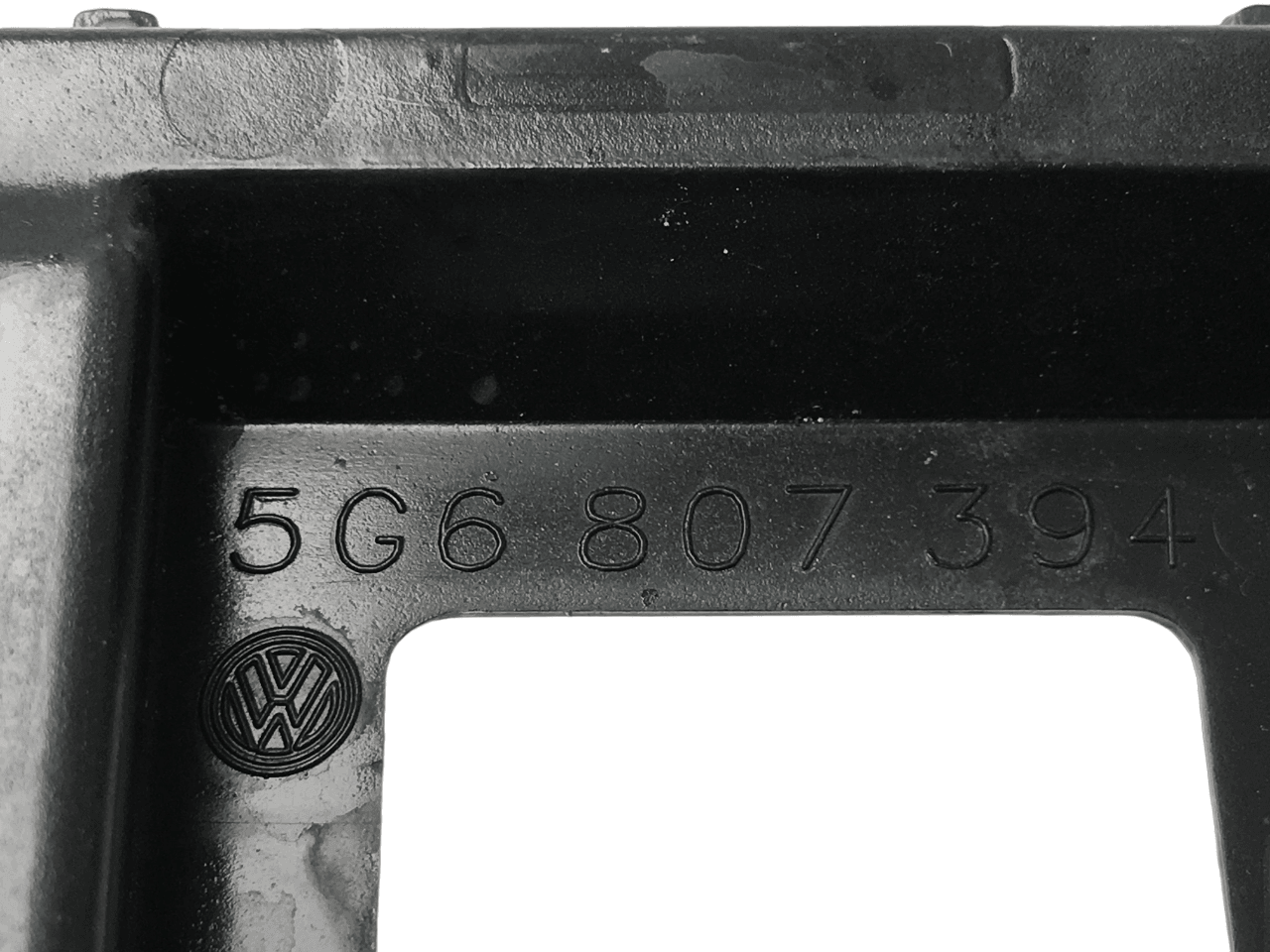 Soporte parachoques tra dcho VW Golf VII - 5G6807394_
