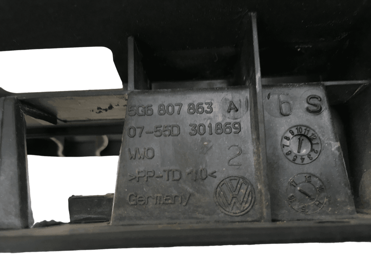 Soporte parachoques tras VW Golf VII - 5G6807863A