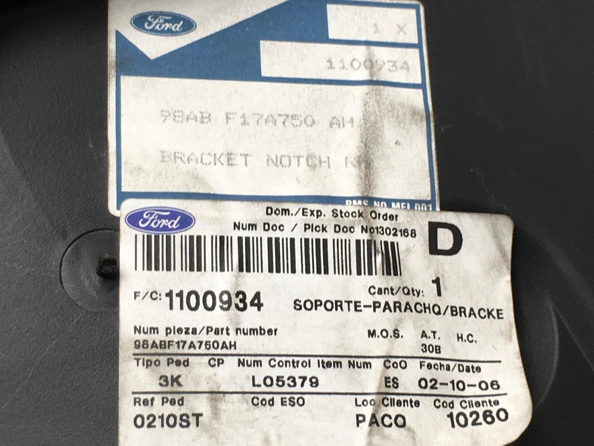 Soporte paragolpes trasero Ford Focus I - 98ABF17A750AH