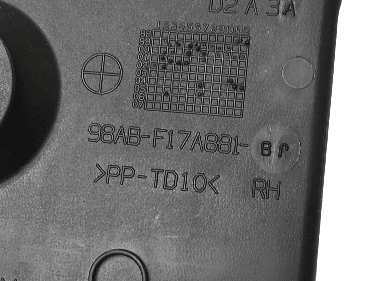 Soporte paragolpes trasero Ford Focus I - 98ABF17A750AH