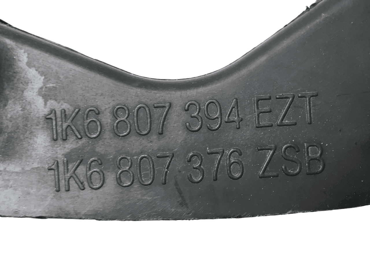 Soporte paragolpes trasero VW Golf V - 1K6807394EZT