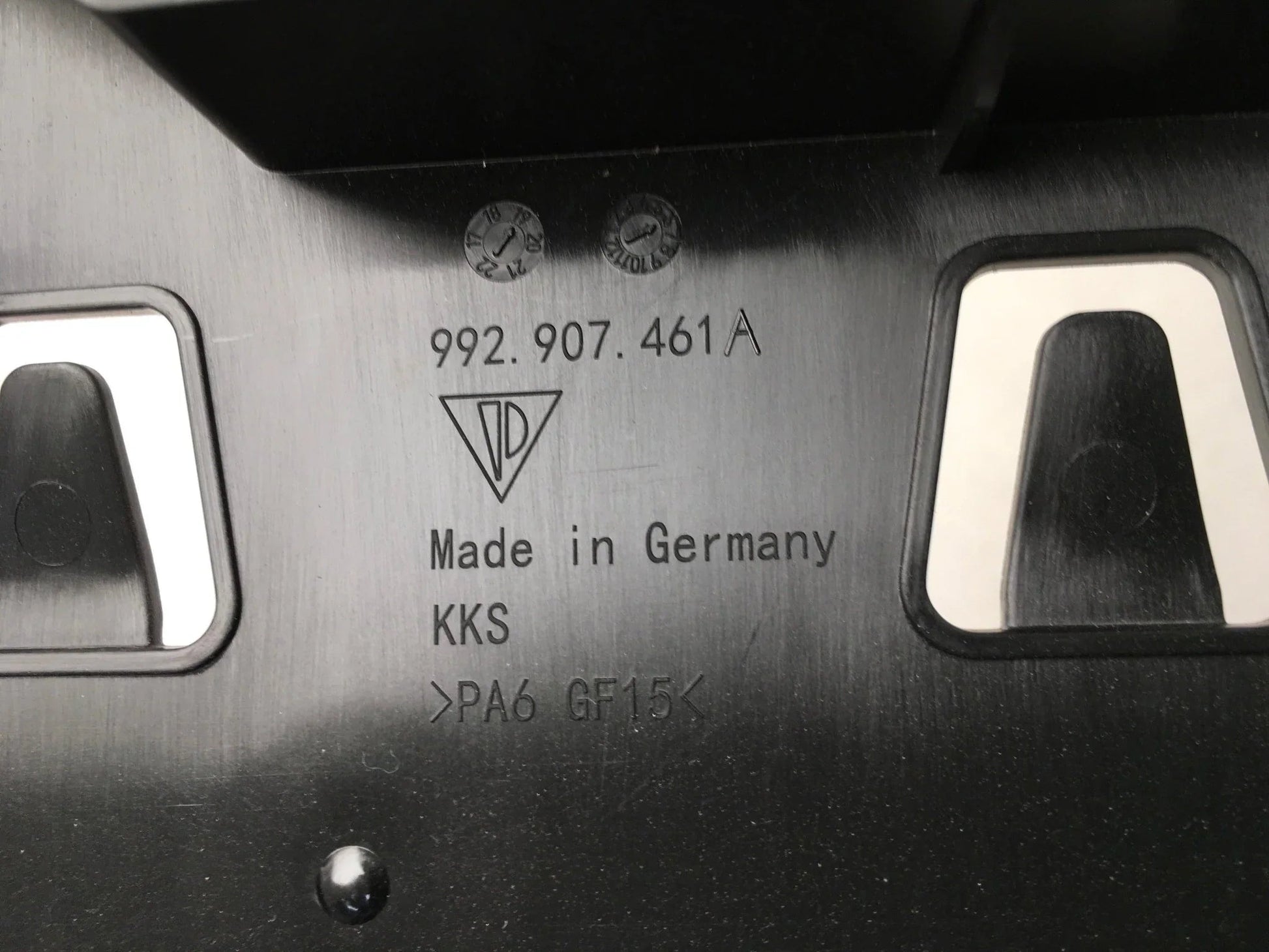 Soporte unidad control Porsche 911 992