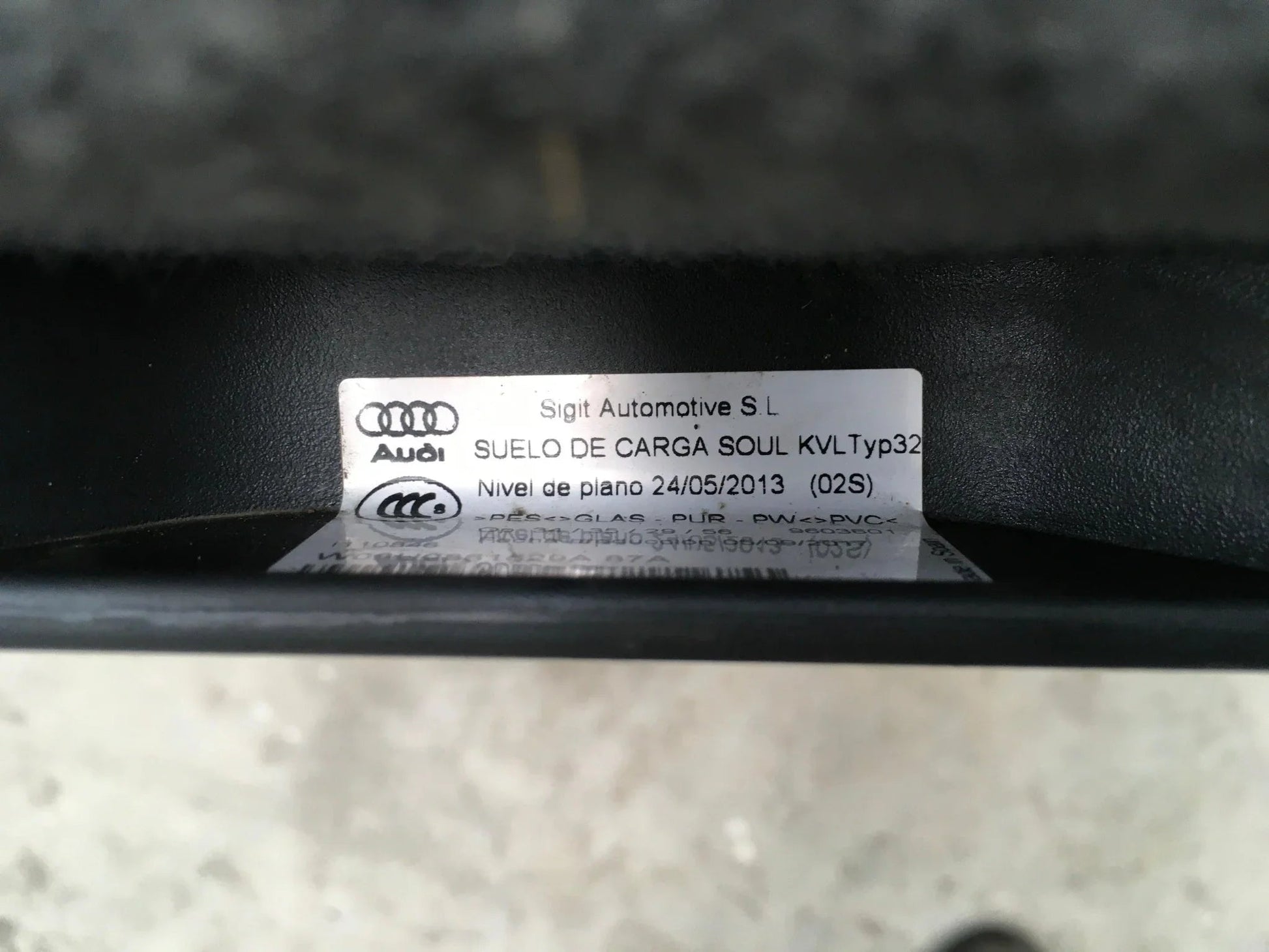Suelo maletero Audi Q3 8U