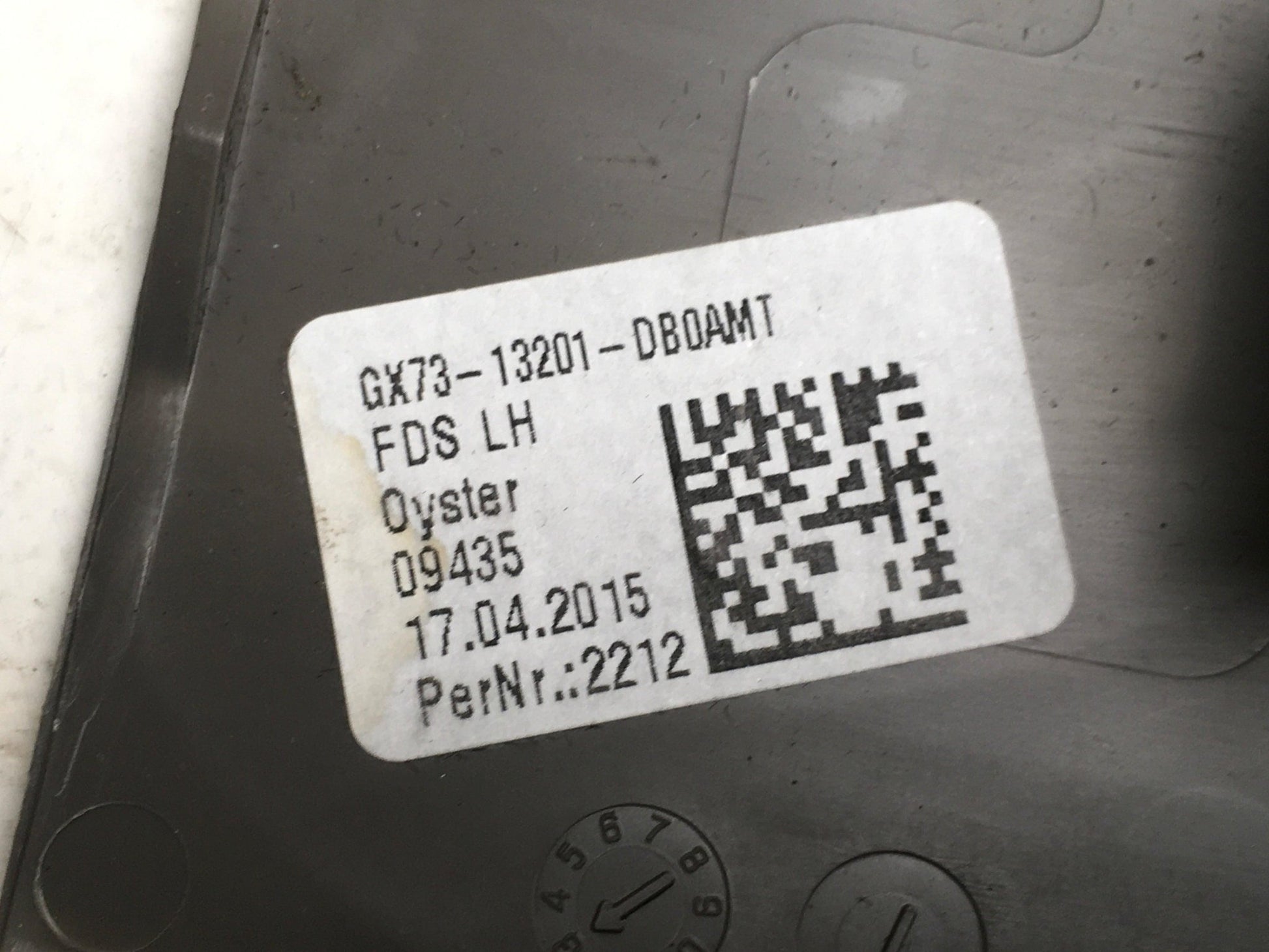 Talonera del izq Jaguar XE - GX7313201D