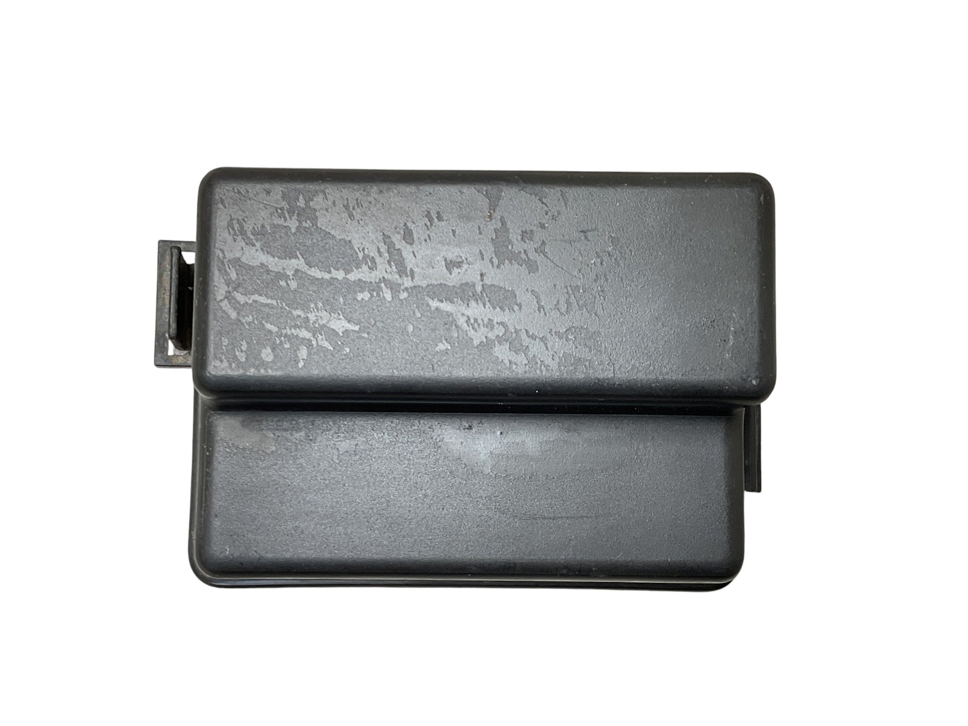 Tapa caja reles BMW 5 E34 86-97 - 13824201