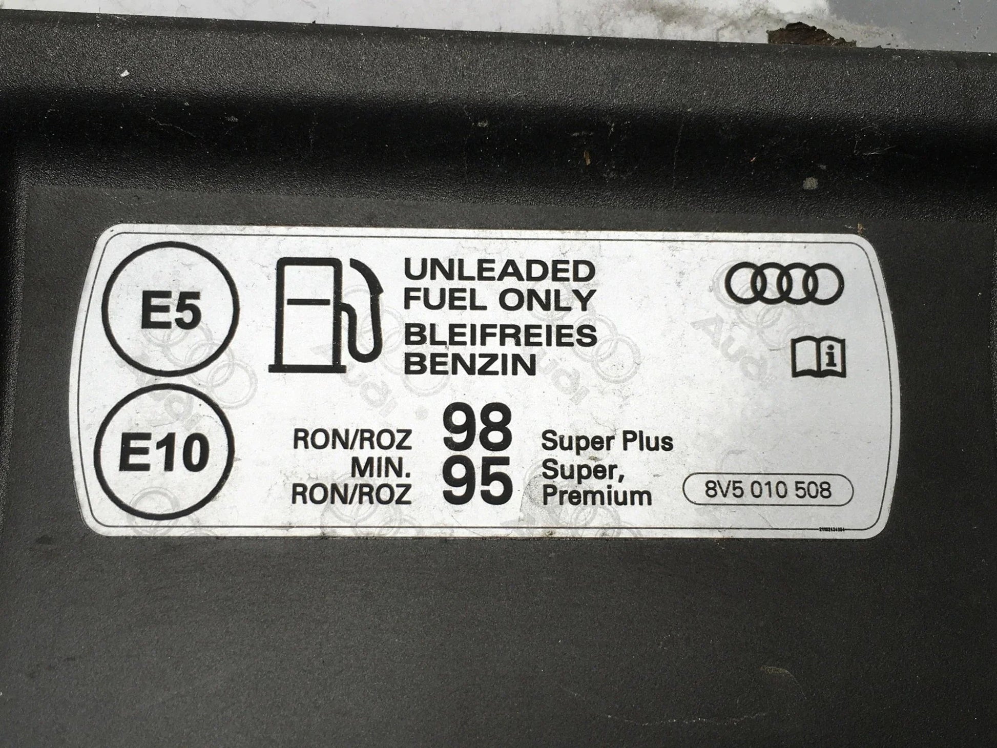 Tapa combustible Audi A3 8V