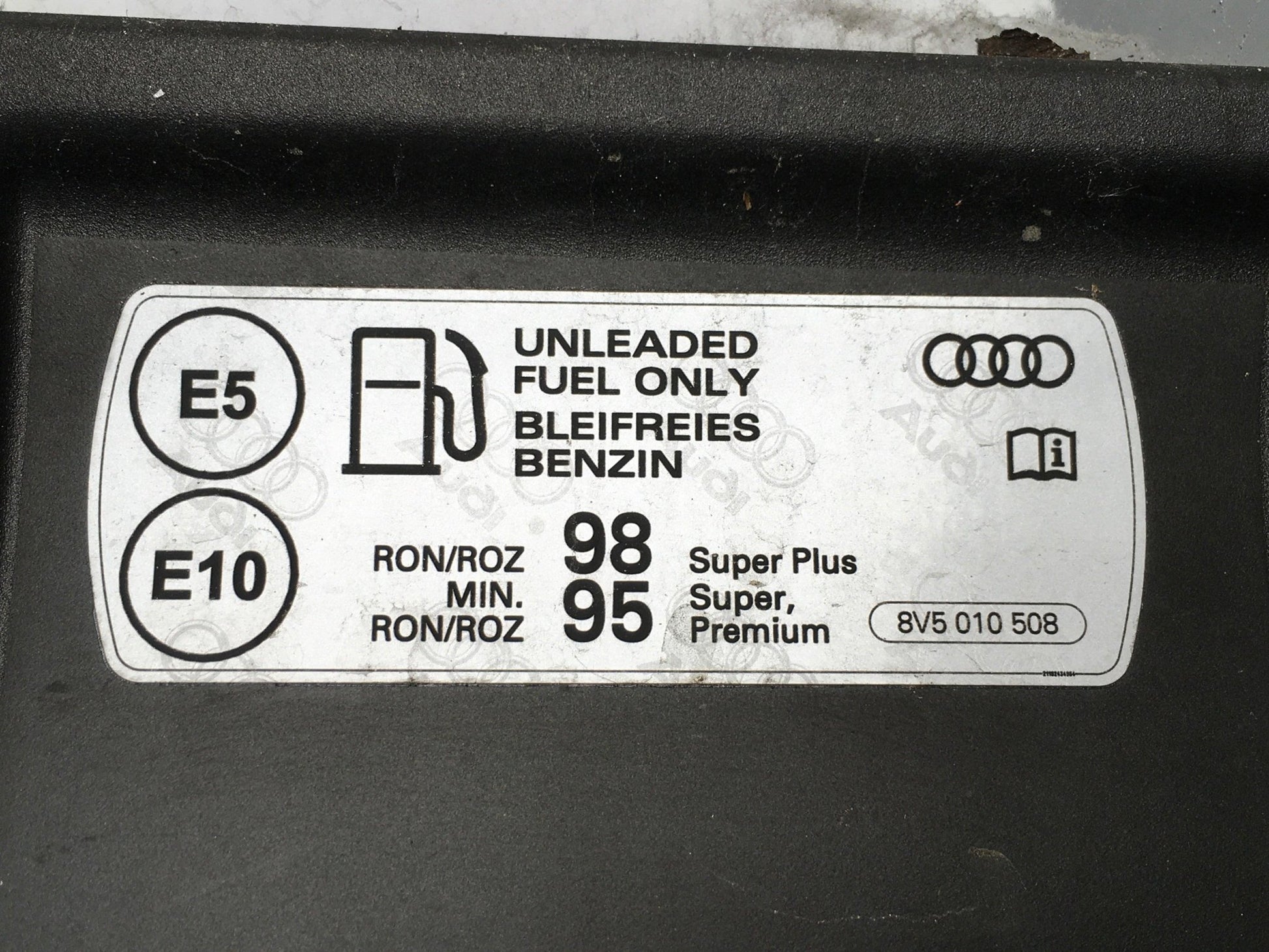 Tapa combustible Audi A3 8V - 8V4809906