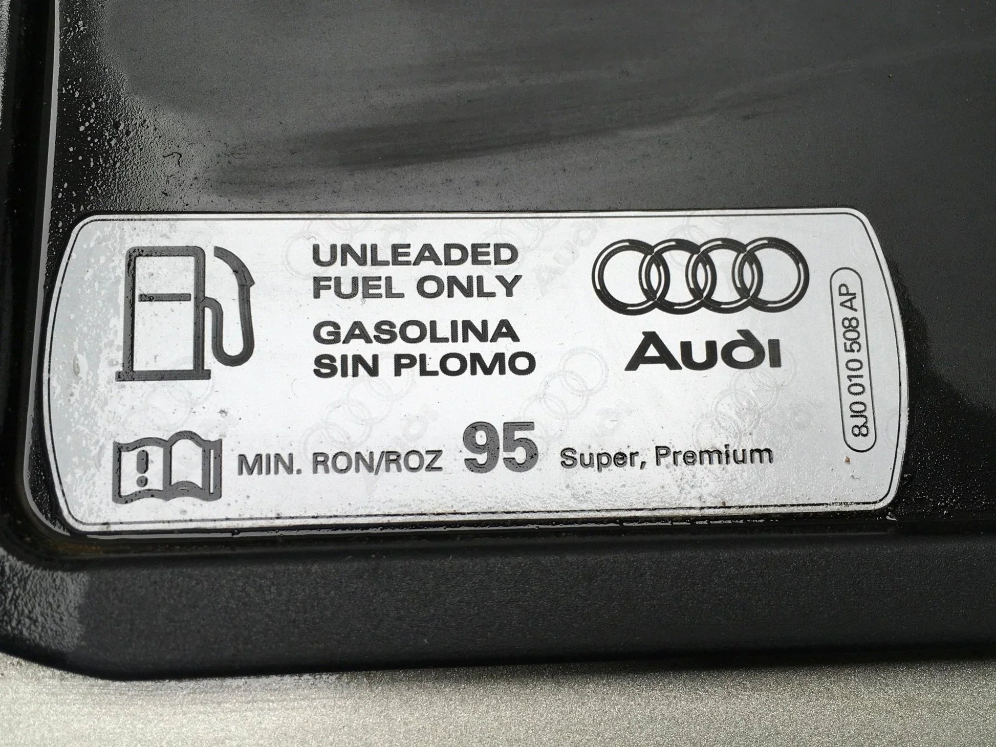 Tapa combustible Audi Q3 8U