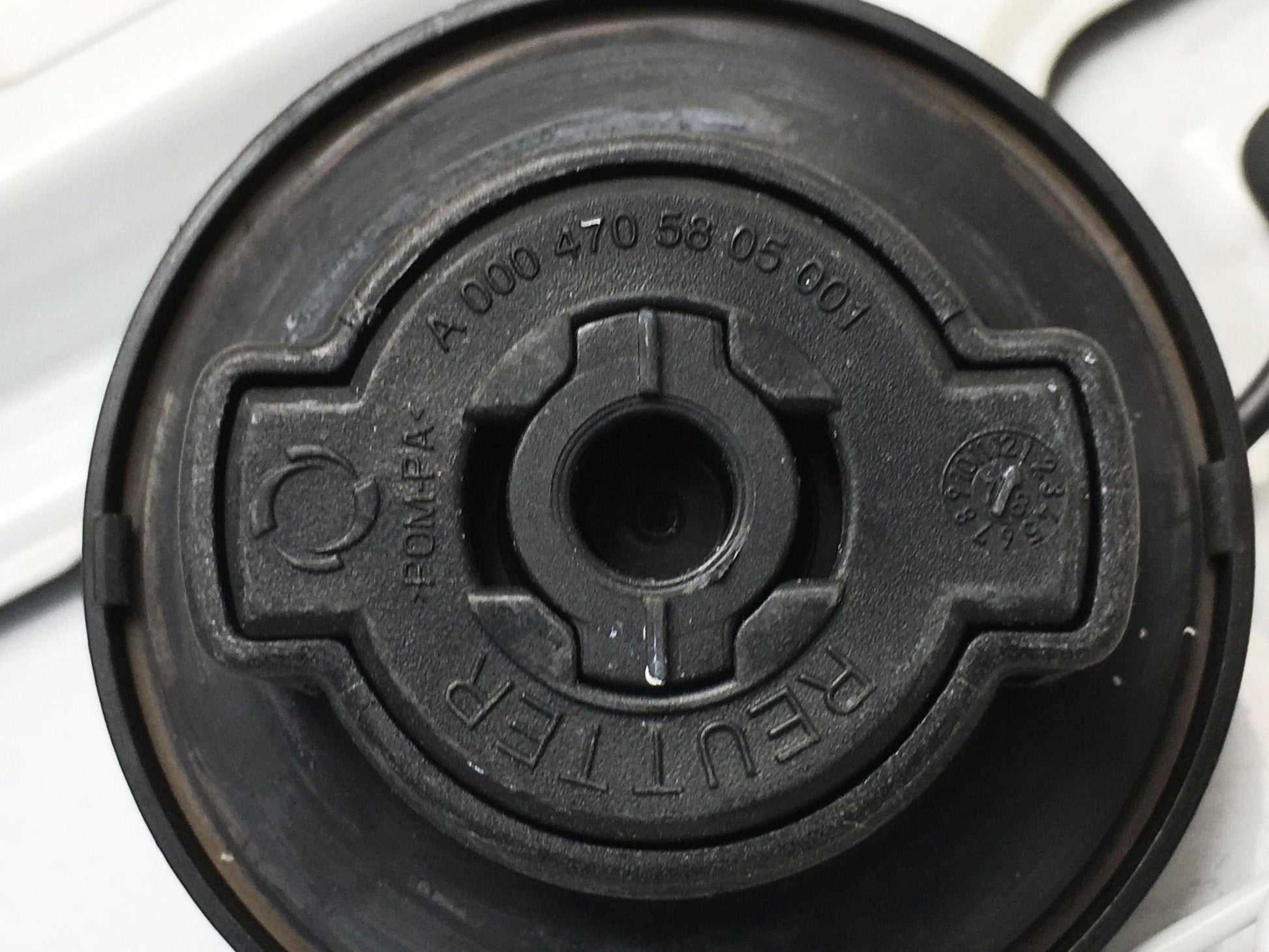 Tapa combustible Mercedes Sprinter W906 - A00047058001