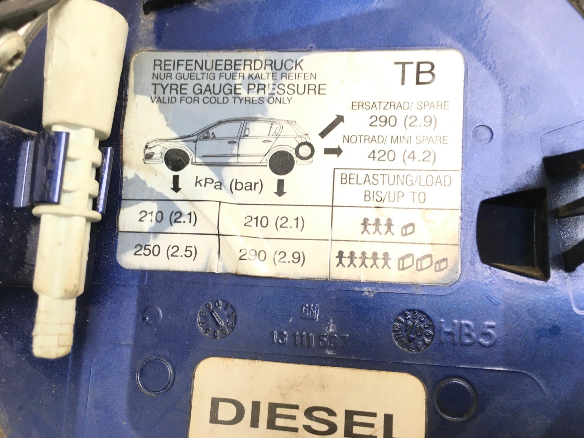 Tapa Combustible Opel Astra H - 13111597