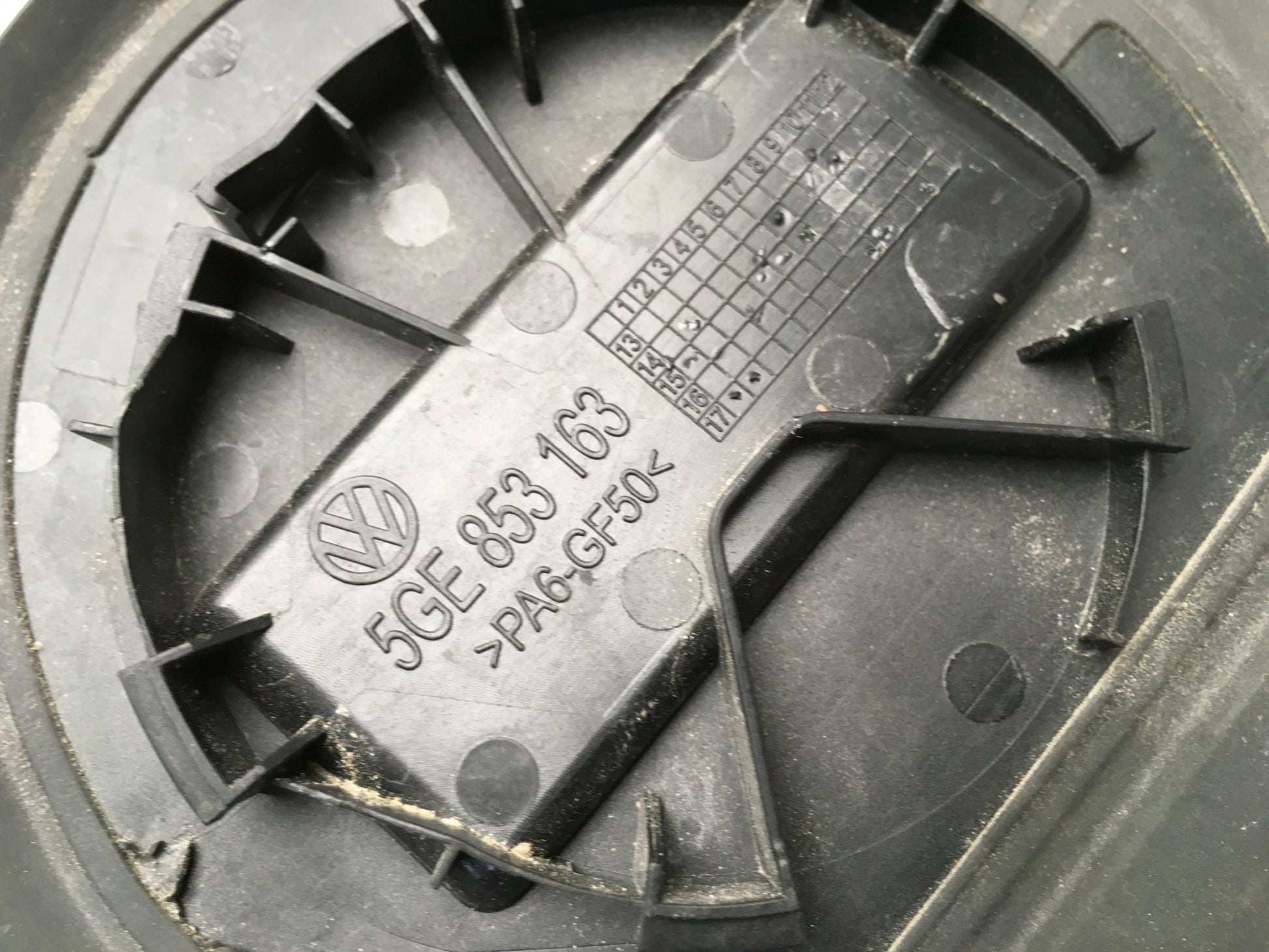 Tapa combustible para VW Golf VII - 5GE853163