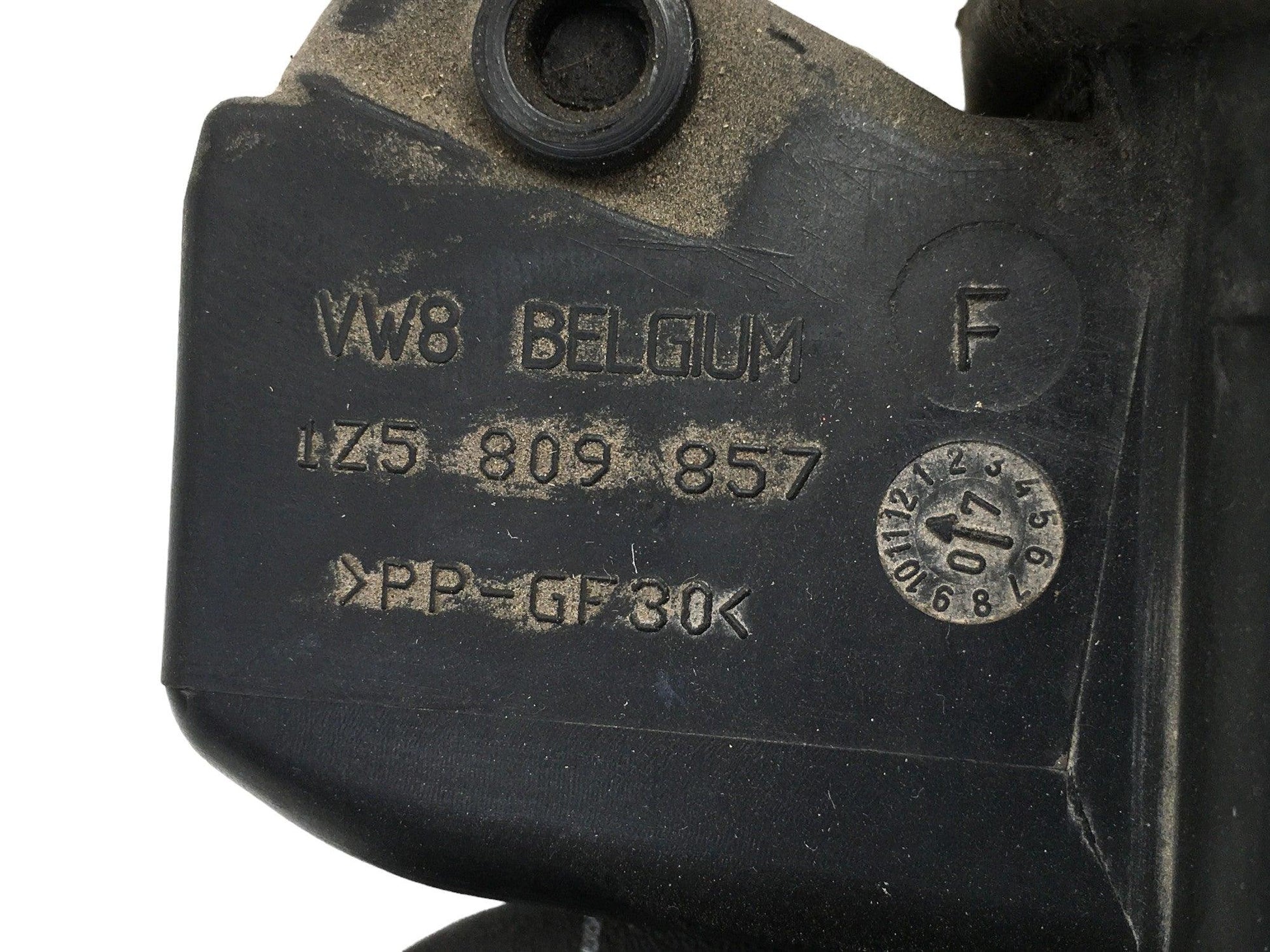 Tapa Combustible Skoda Octavia II 1Z - 1Z5809857