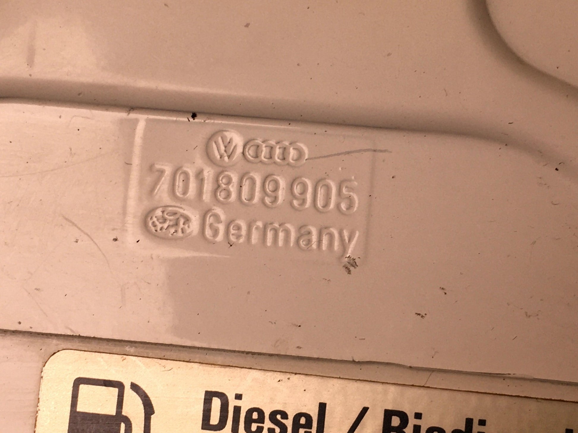 Tapa combustible VW Transporter T4 - 701809905