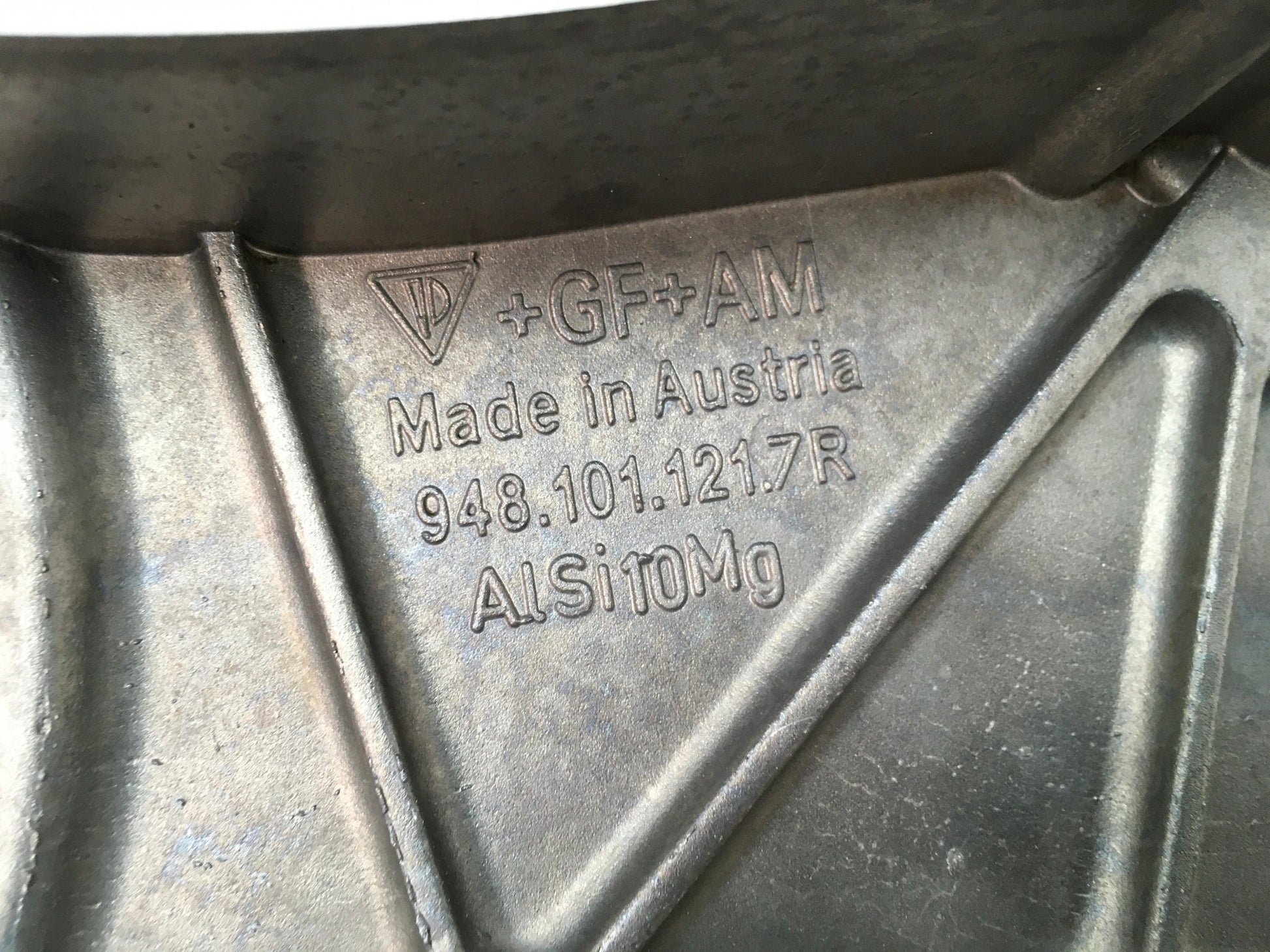 Tapa Distribucion Porsche Cayenne 955 - 9481011217R