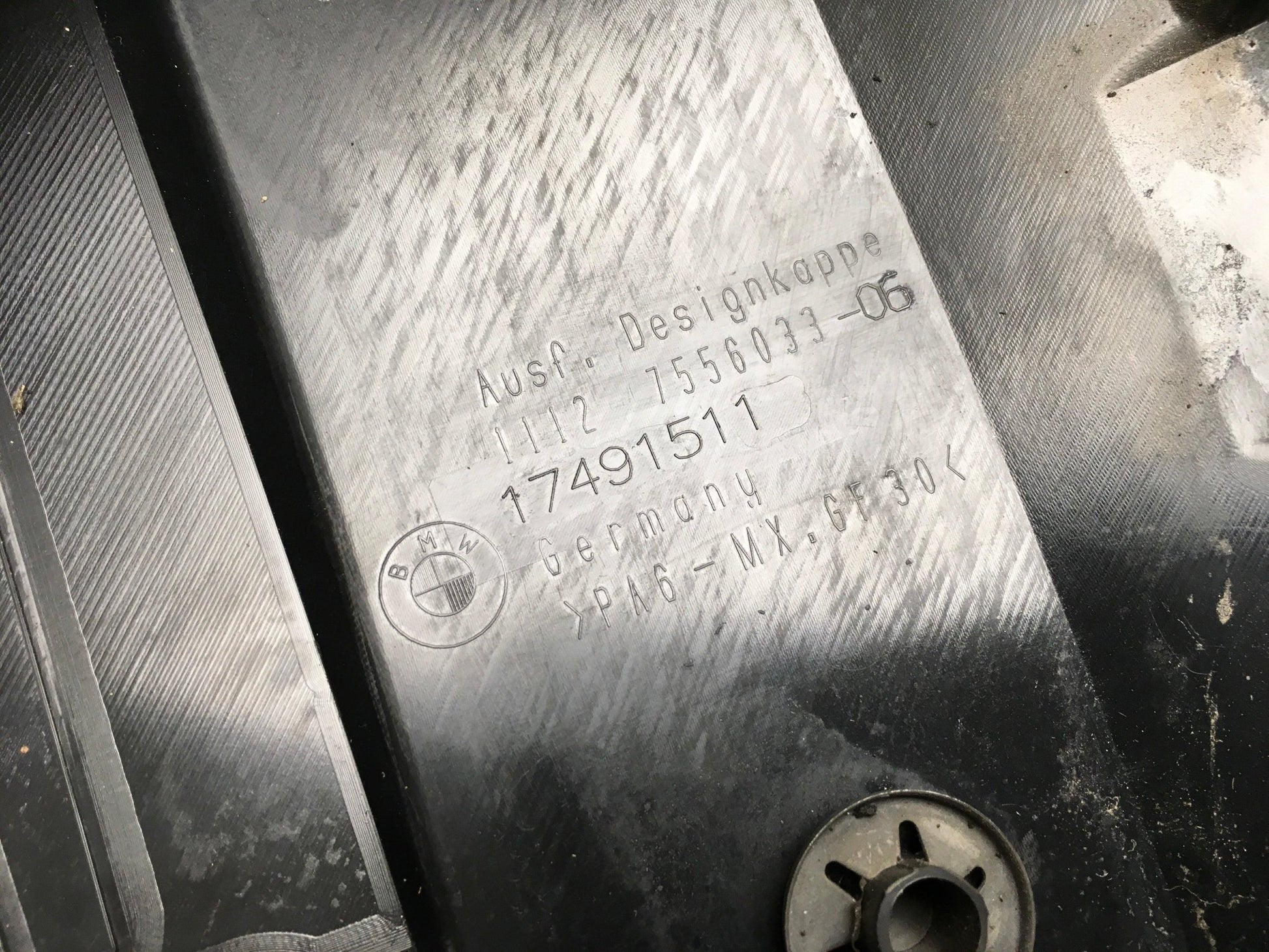 Tapa Motor BMW E81 E90 - 11127556033