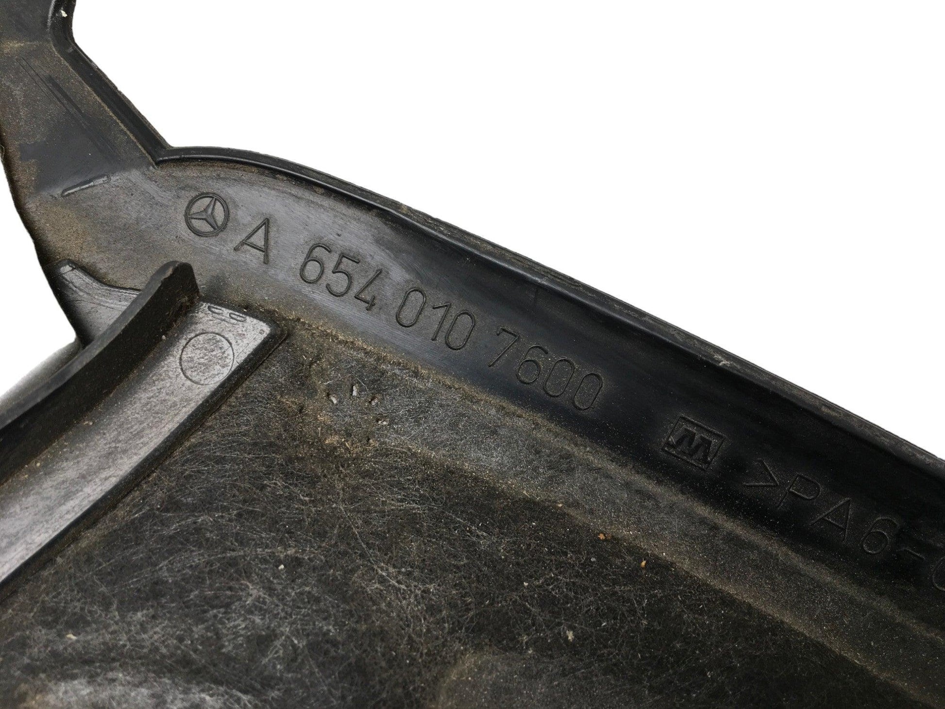 Tapa Motor Mercedes W213 - A6540107600