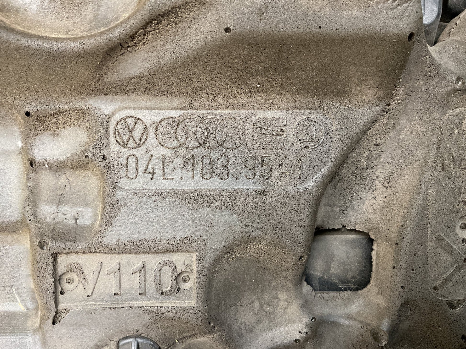 Tapa Motor VW 2.0TDI 04L103954T - 04L103954T _