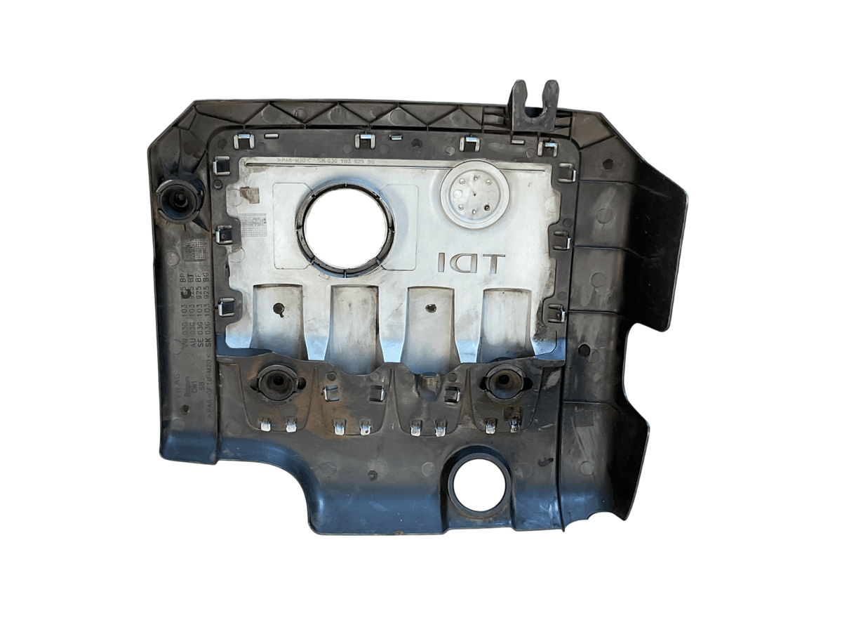 Tapa motor VW Passat B6 (3C2) 05-10 - 03G103925BC