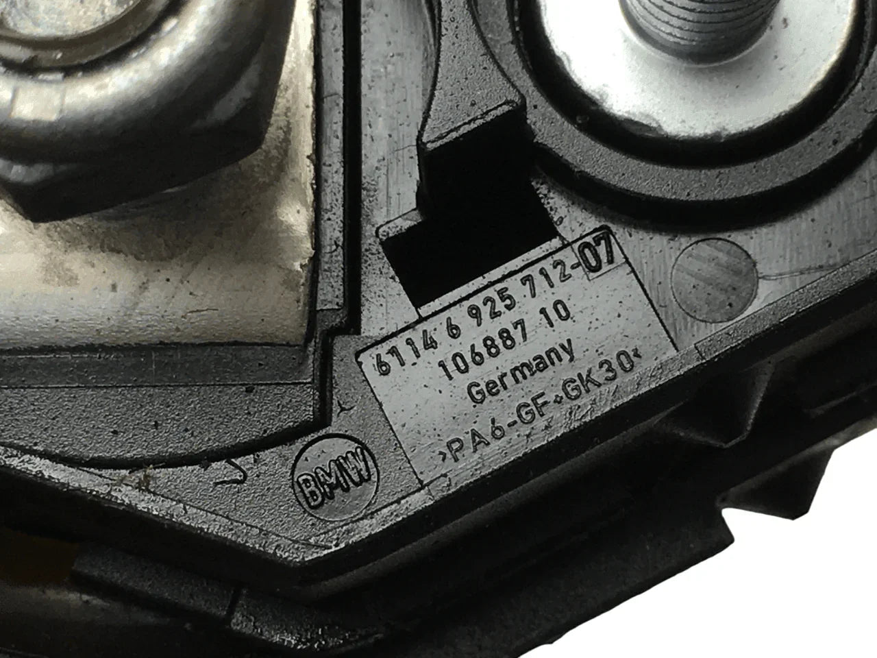 Terminal bateria positivo BMW 6925712