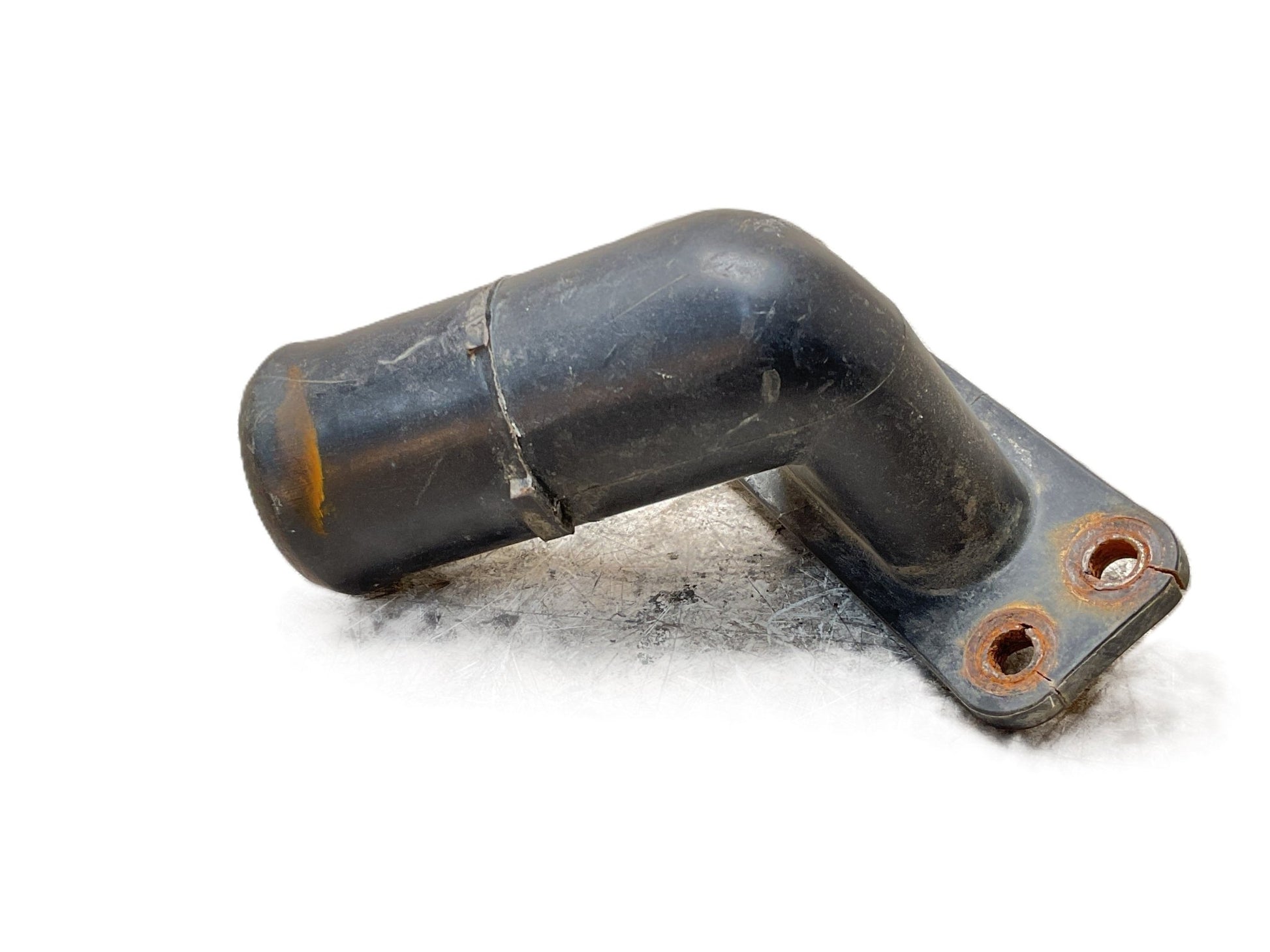 Toma agua radiador Mitsubishi L200 94 - 05 - 