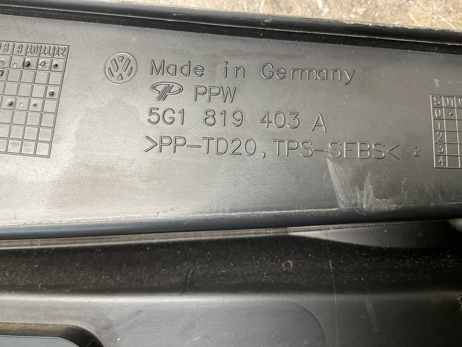 Torpedo izq VW Golf VII 5G 2012 - 2020 - 5G1819403A _