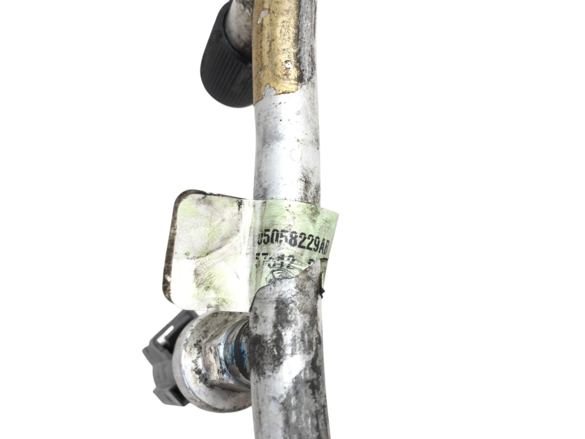 Tubo A/C Jeep 05058229AB - 05058229AB