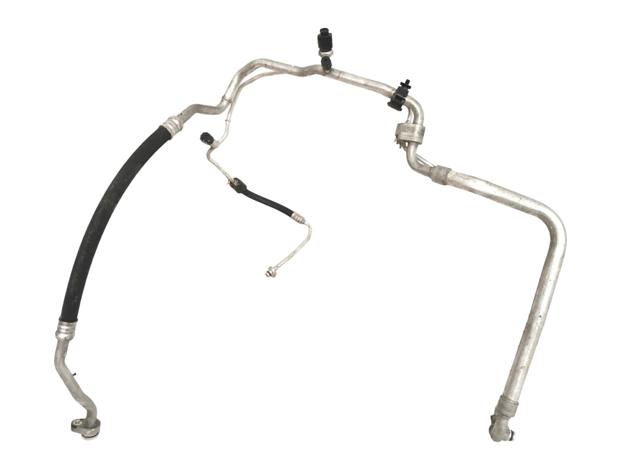 Tubo A/C VW 5G0821105B - 5Q0820743C