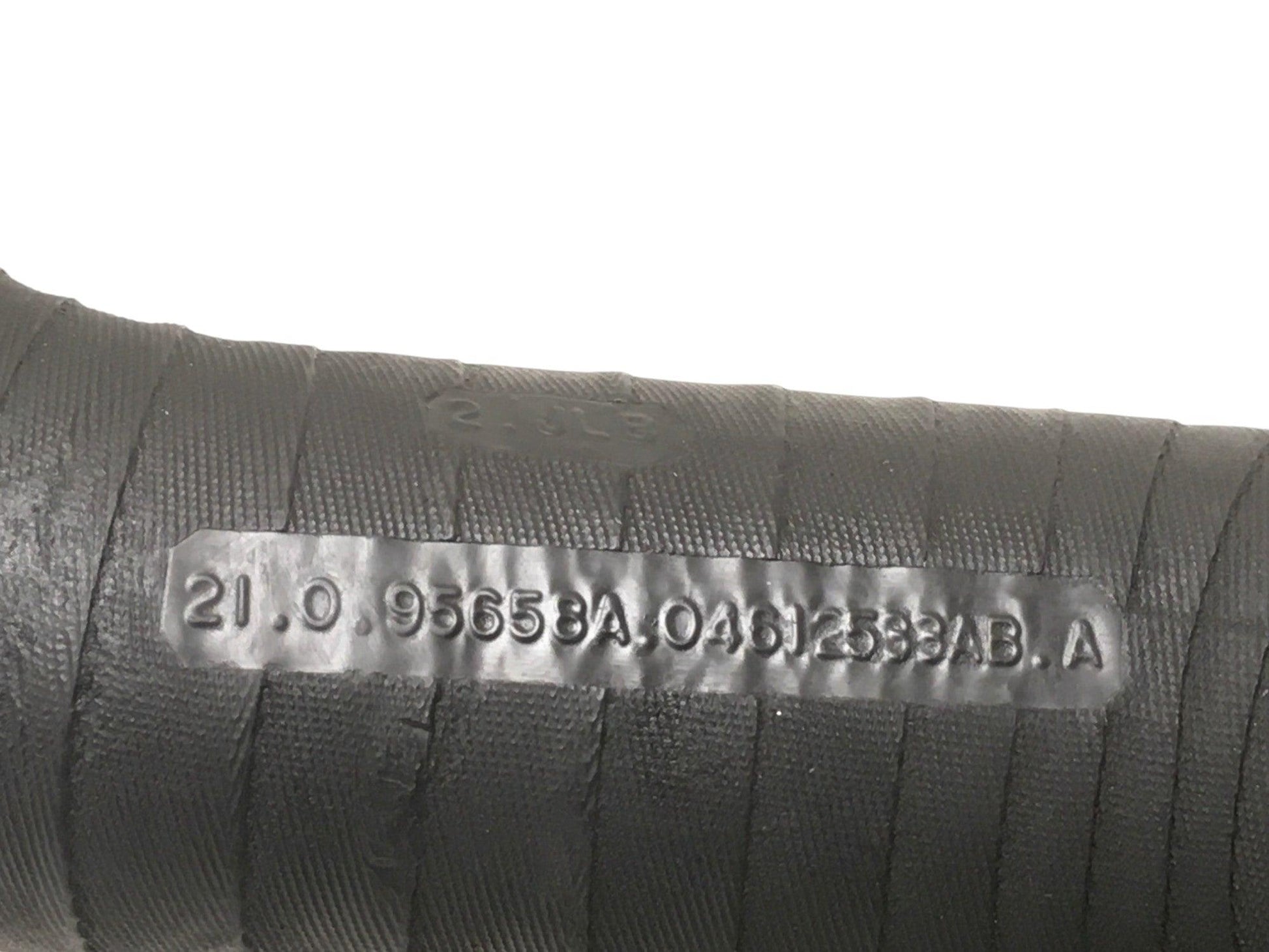 Tubo admision Chrysler Voyager III GS - 04612533AB