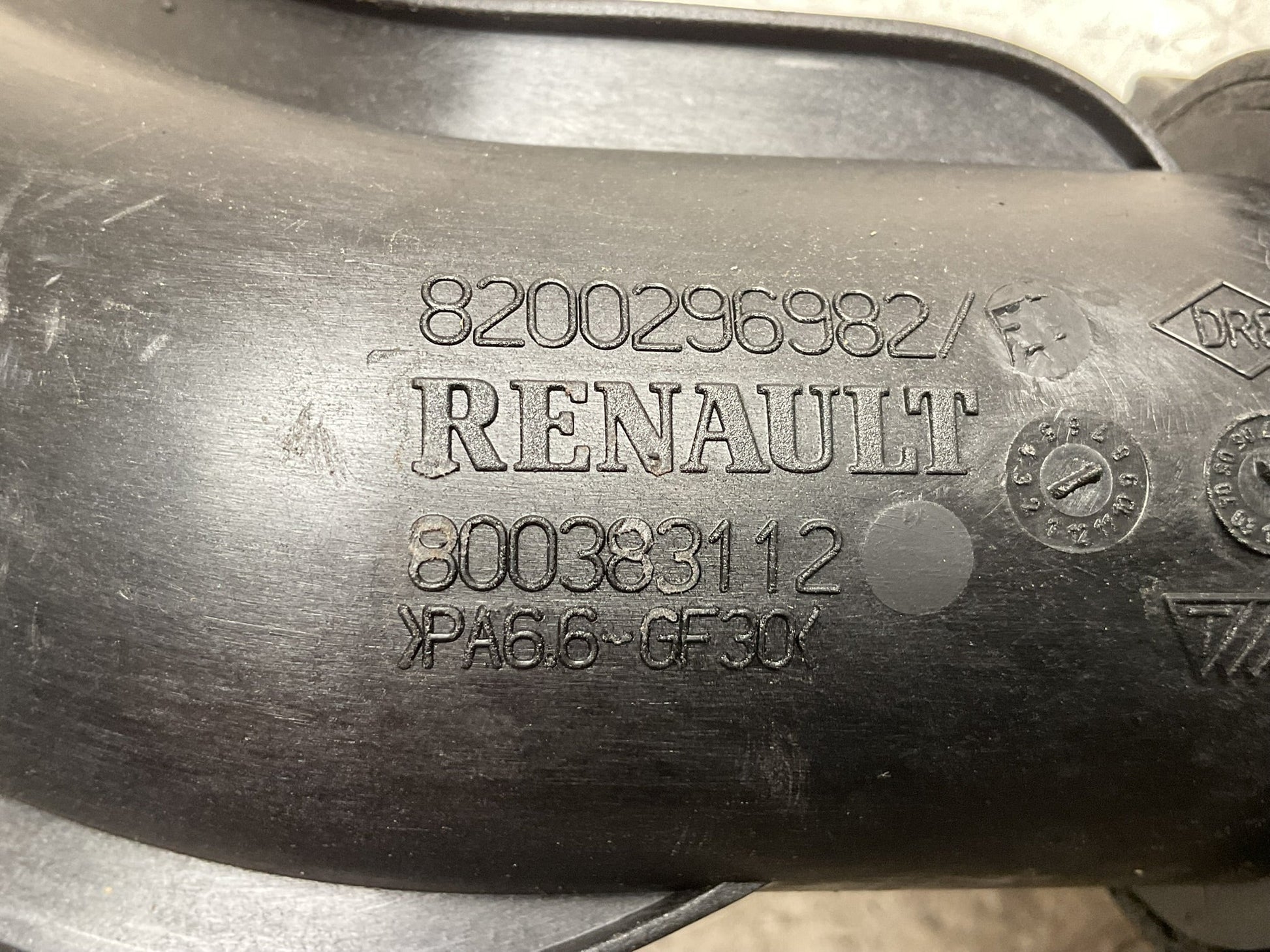 Tubo Admision Clio III Modus 8200296982 - 8200296982 _