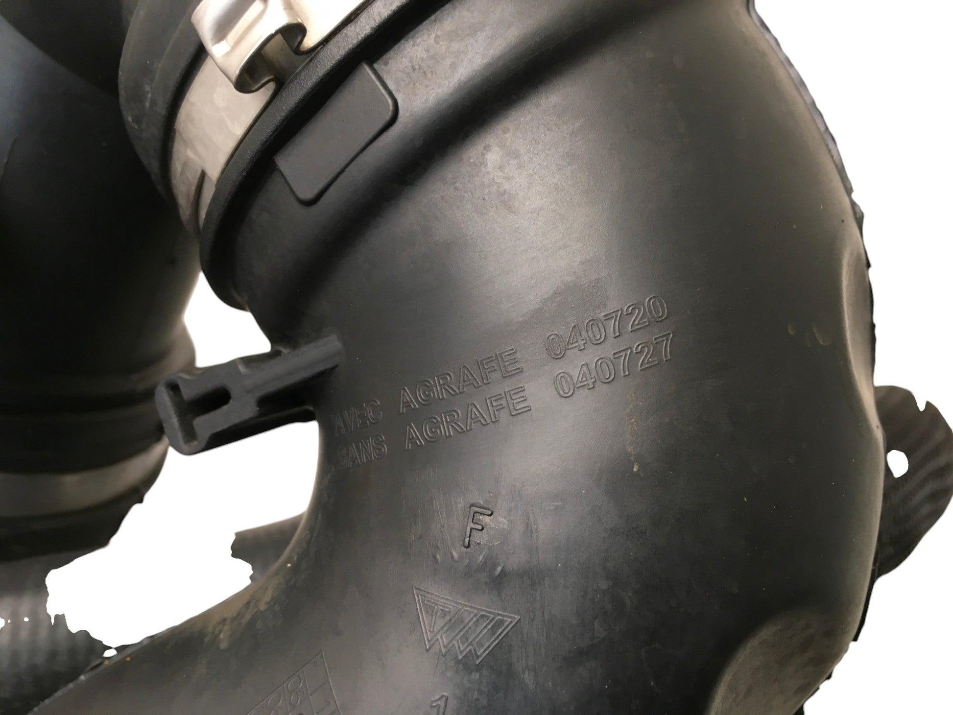 Tubo admision Peugeot 407 / Citroen C5 / C6 - 9654971880