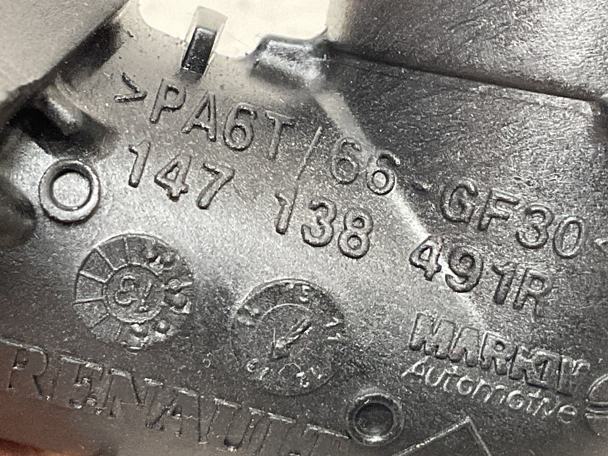 Tubo Admision Renault 147138491R - 147138491R