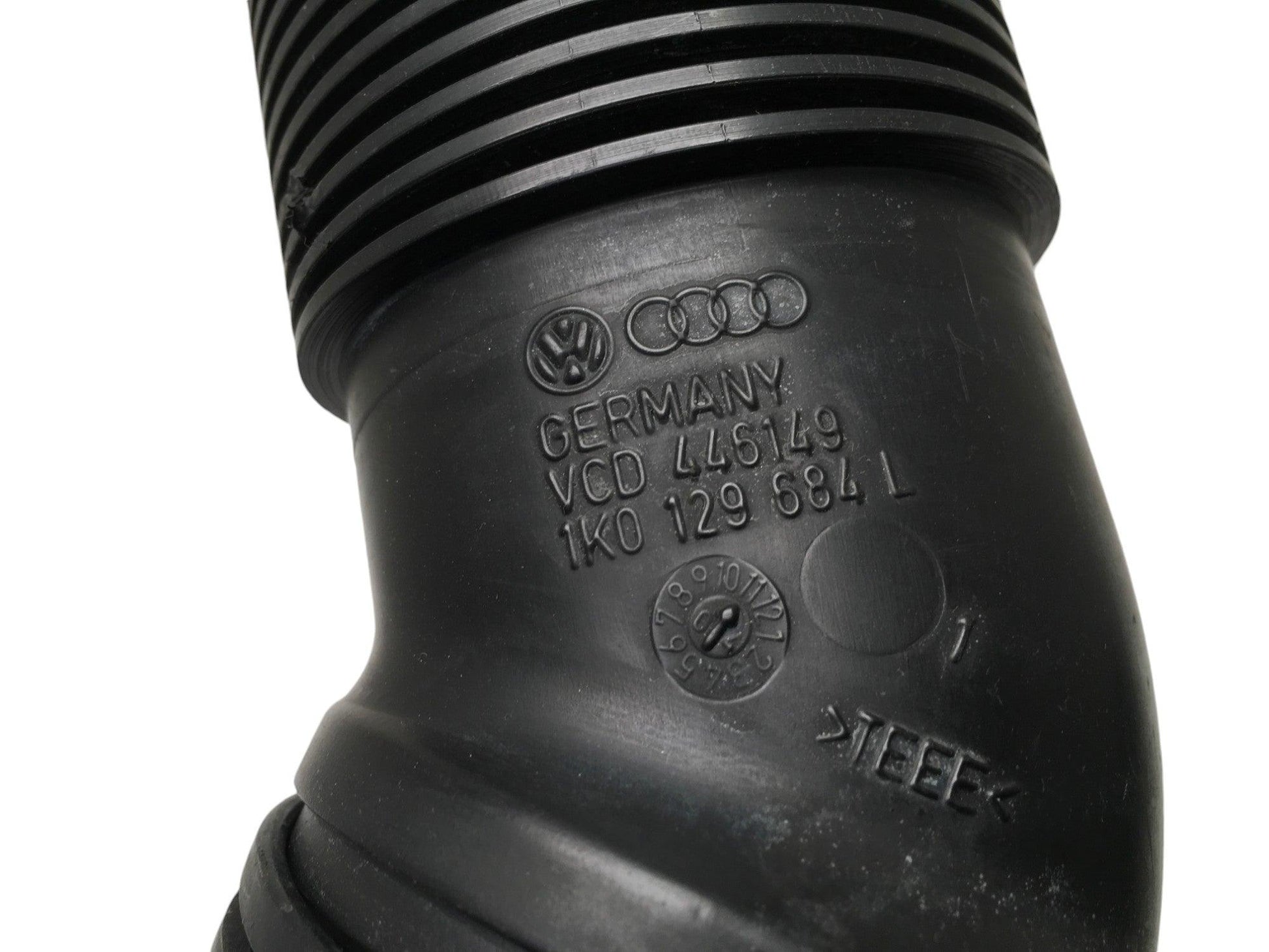 Tubo admision VW 1K0129684L - 1K0129684L