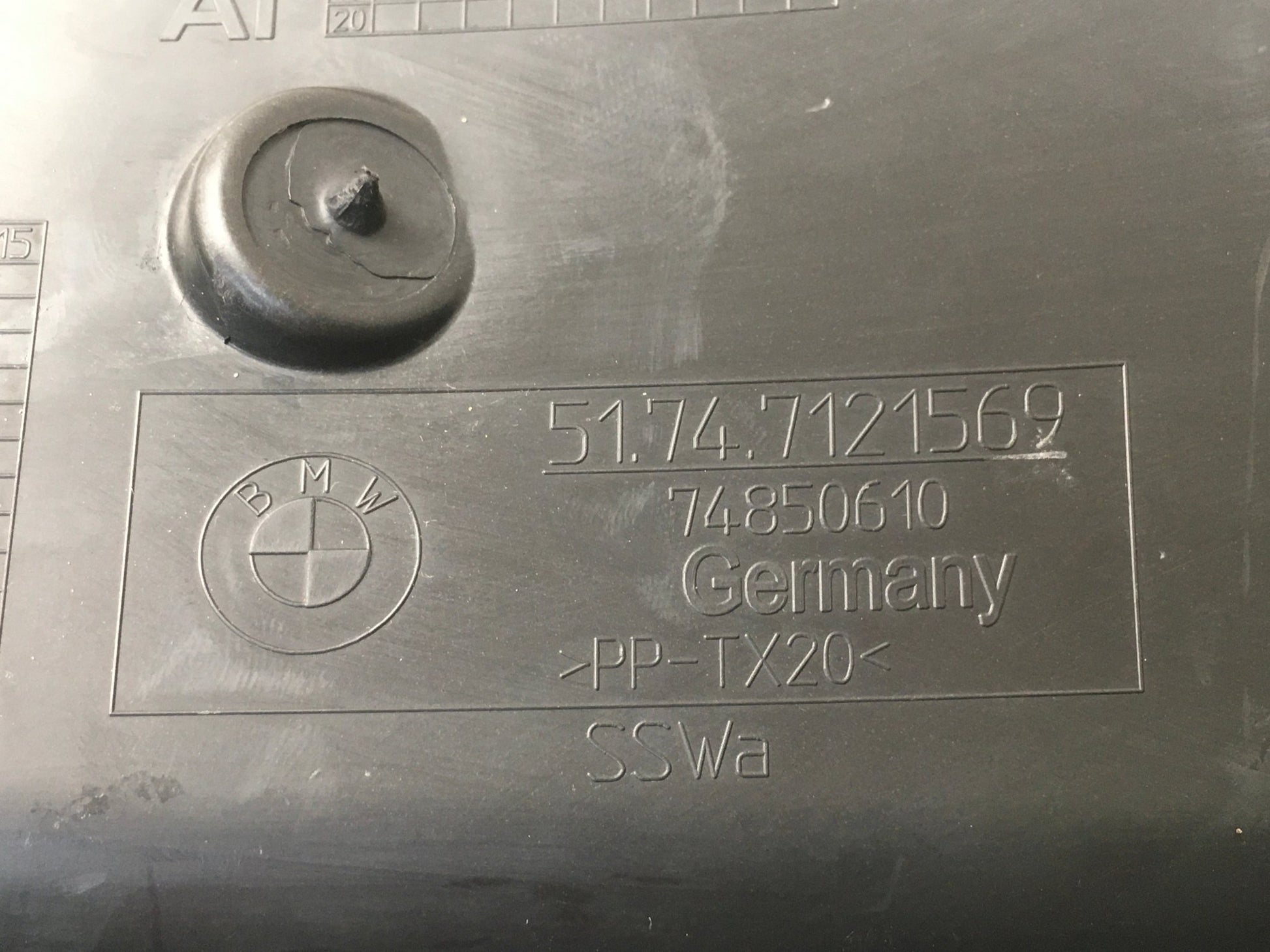 Tubo aire del izq BMW E90 320D - 51747121569