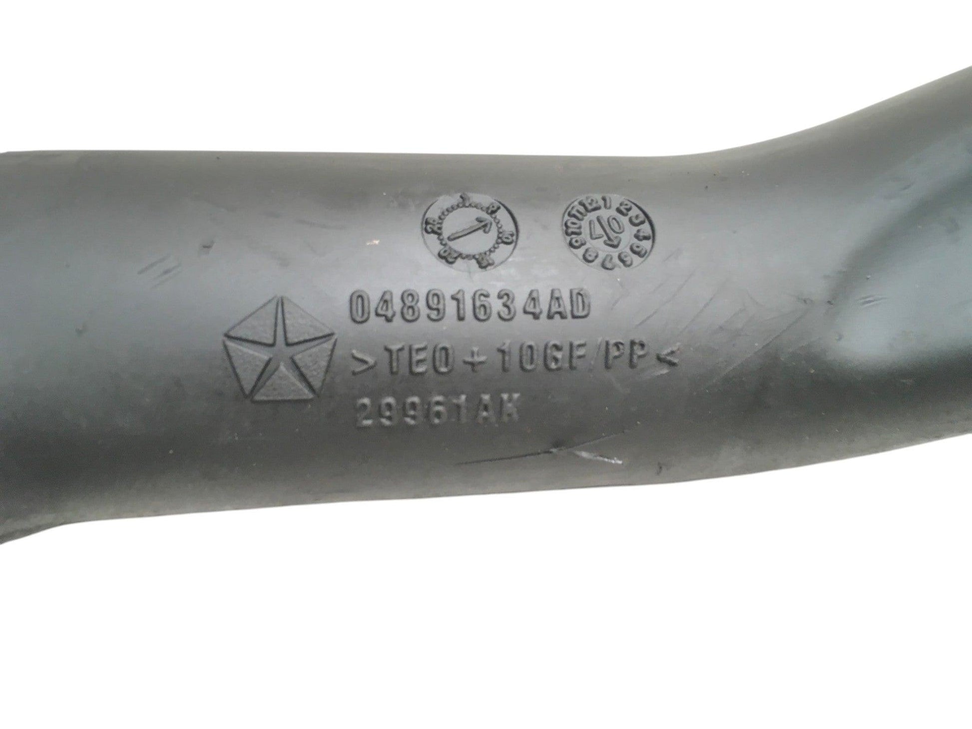 Tubo Turbo compresor Jeep 04891634AD - 04891634AD